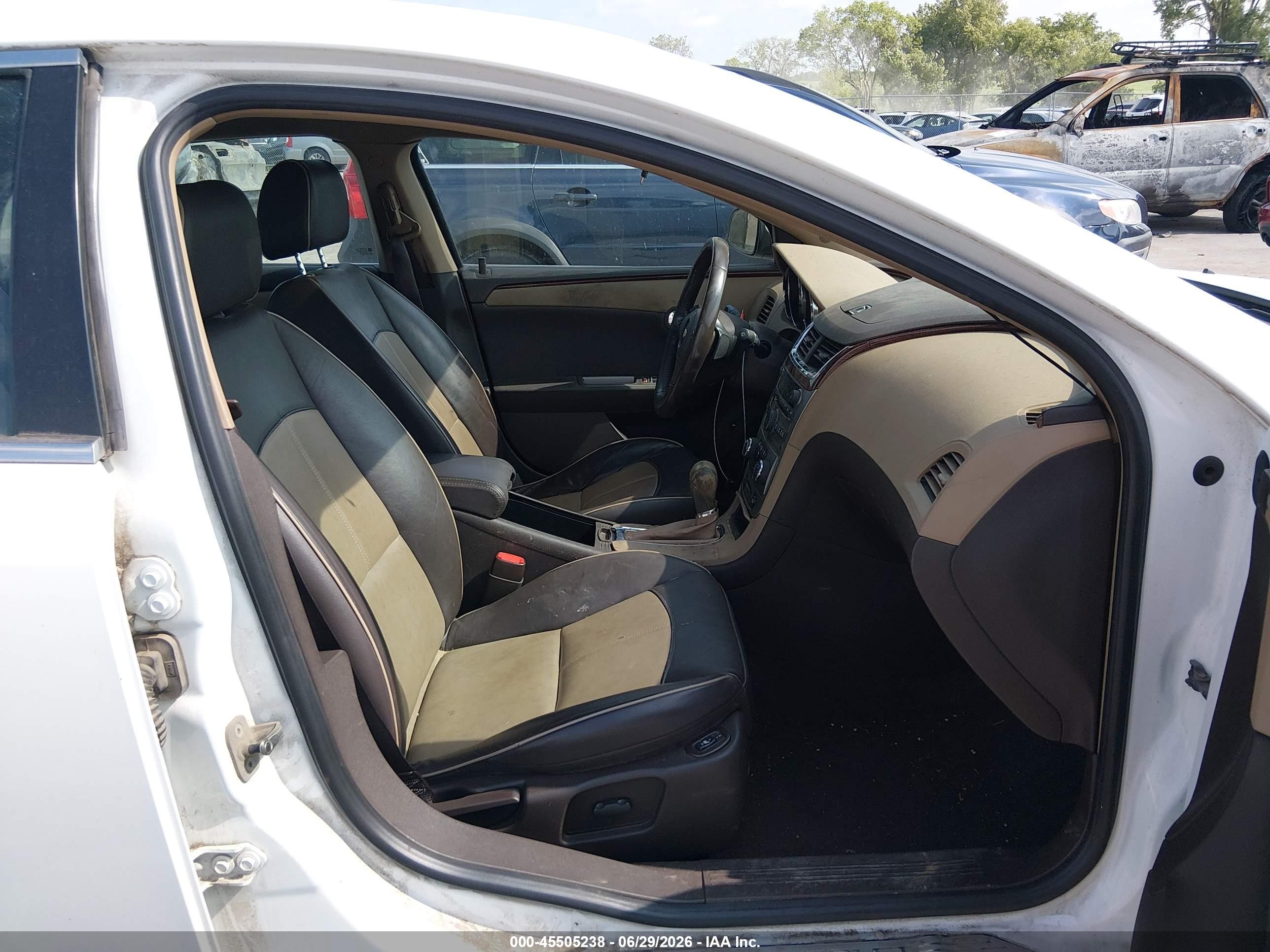 2009 Chevrolet Malibu Ltz White vin: 1G1ZK57769F204144