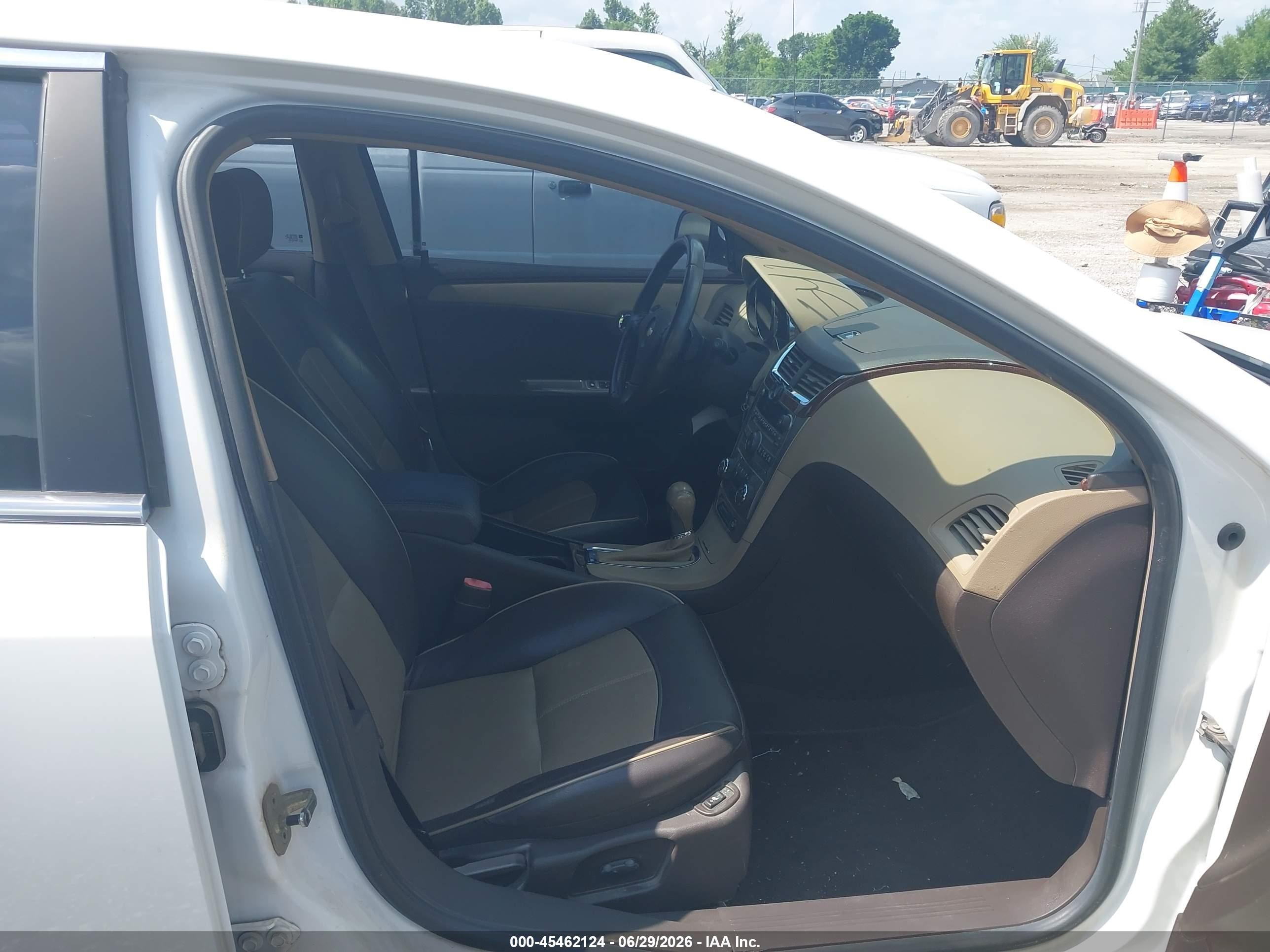 2009 Chevrolet Malibu Ltz Белый vin: 1G1ZK577X94208953