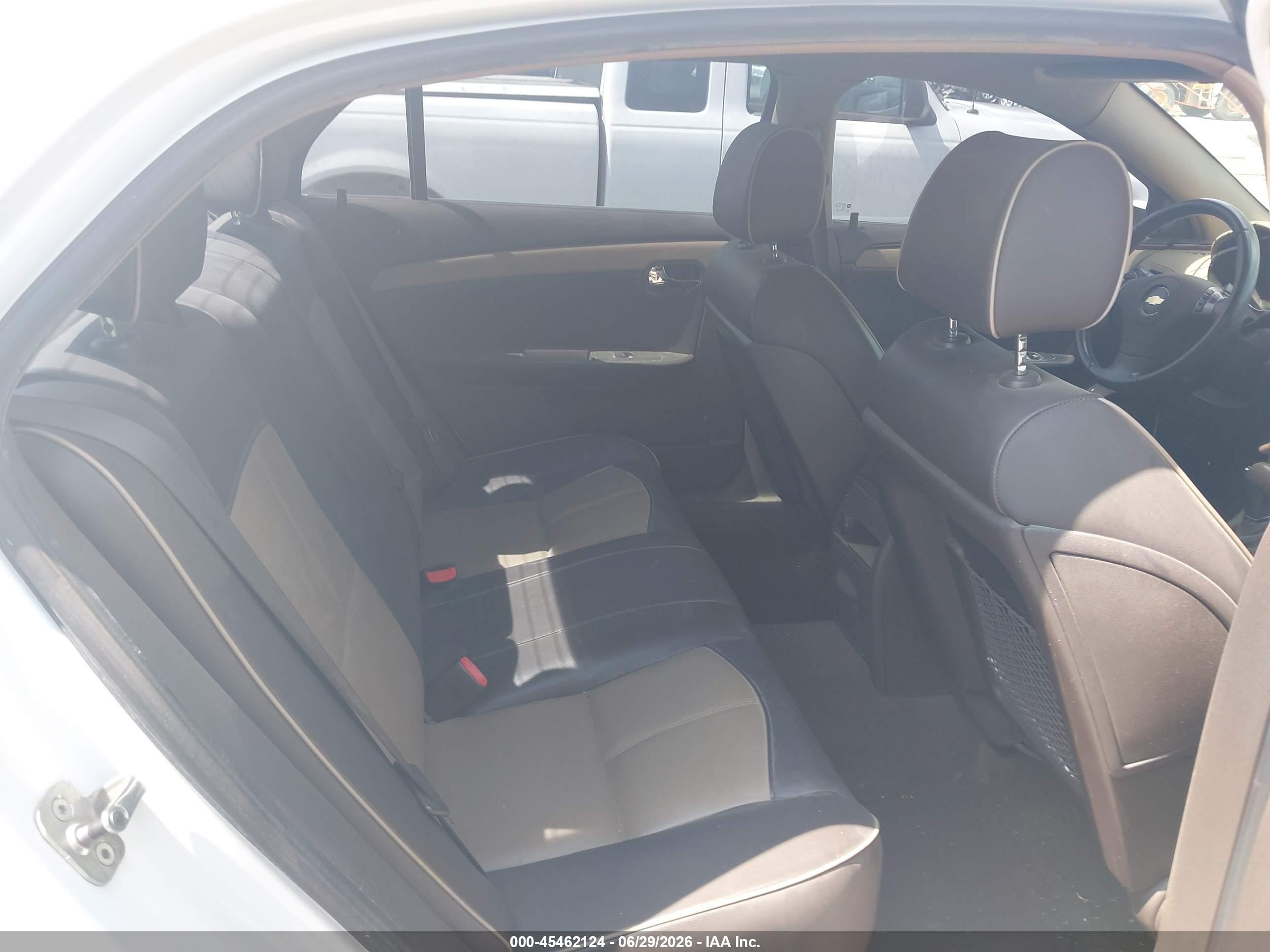 2009 Chevrolet Malibu Ltz Белый vin: 1G1ZK577X94208953