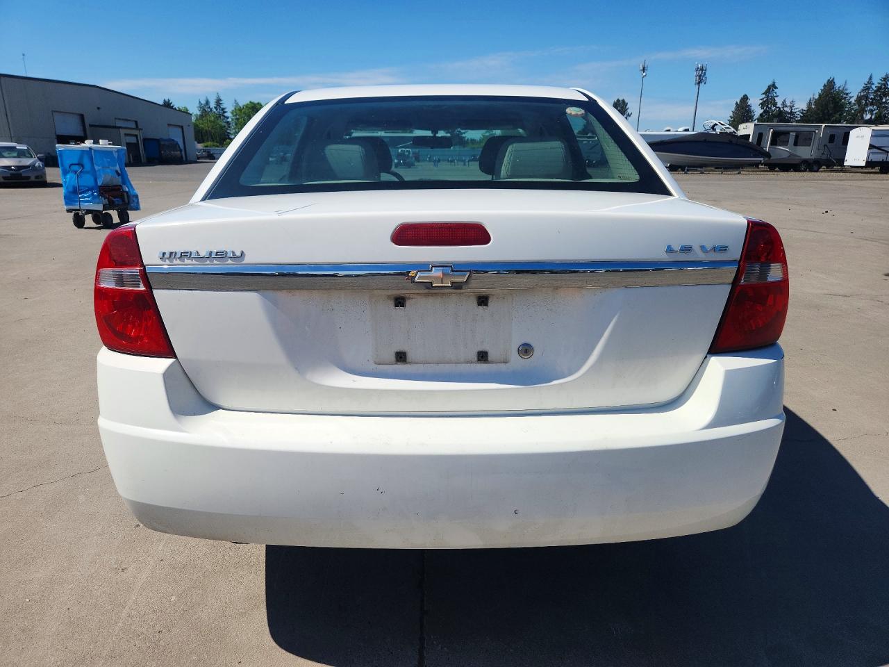 2006 Chevrolet Malibu Ls White vin: 1G1ZS51856F224818