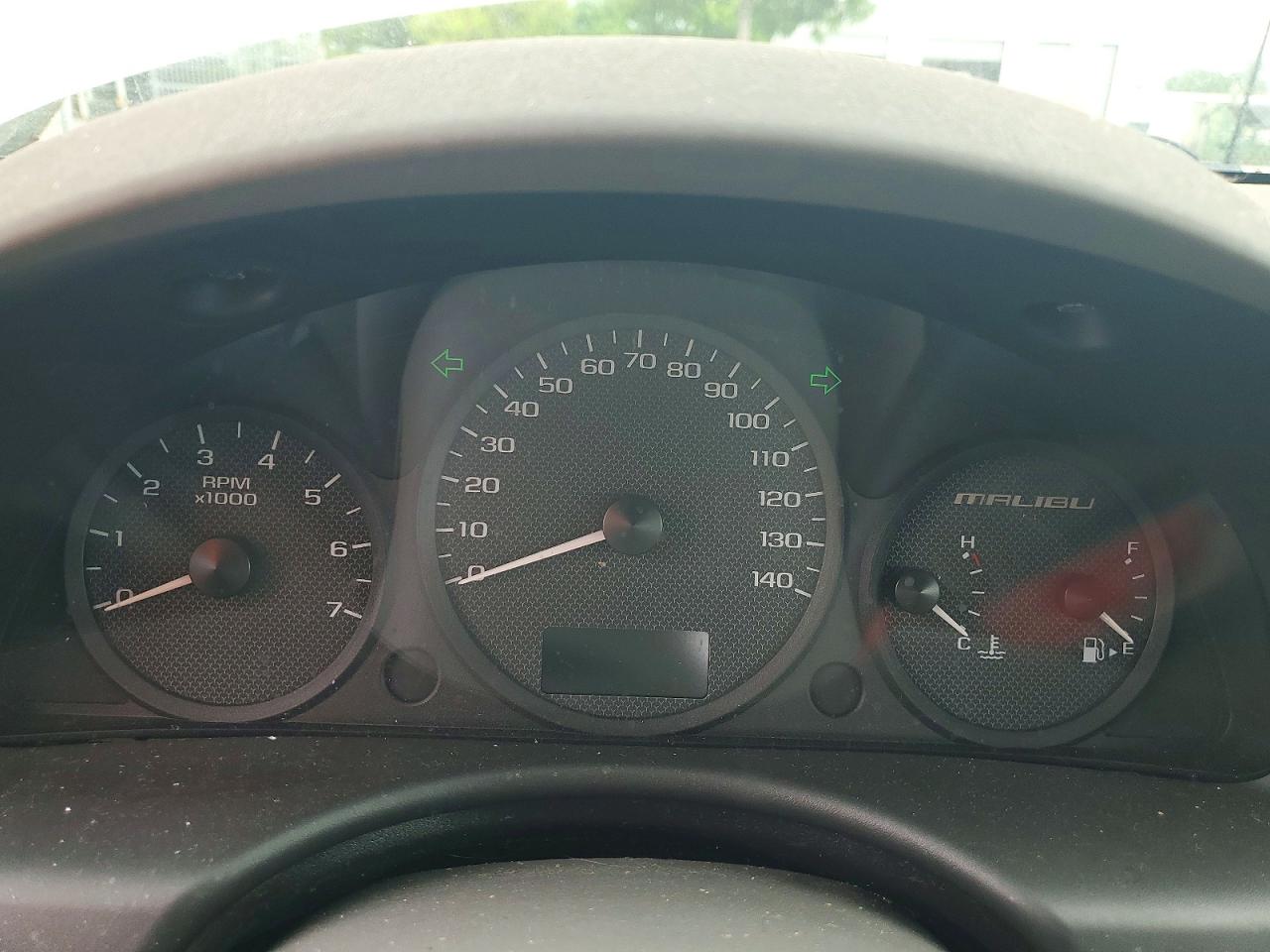 2005 Chevrolet Malibu Белый vin: 1G1ZS52F05F330749