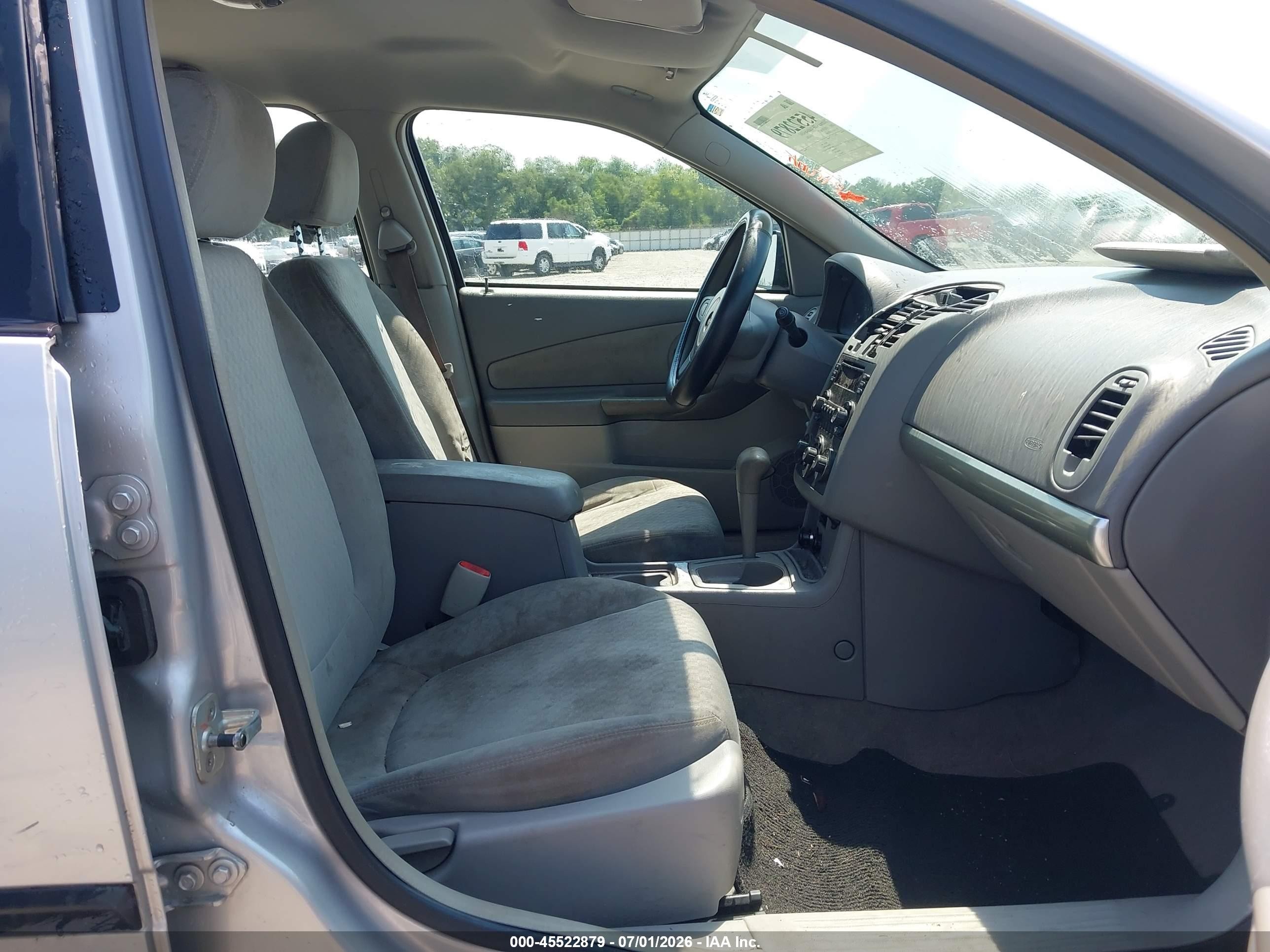 2005 Chevrolet Malibu   Silver vin: 1G1ZS52F25F214405