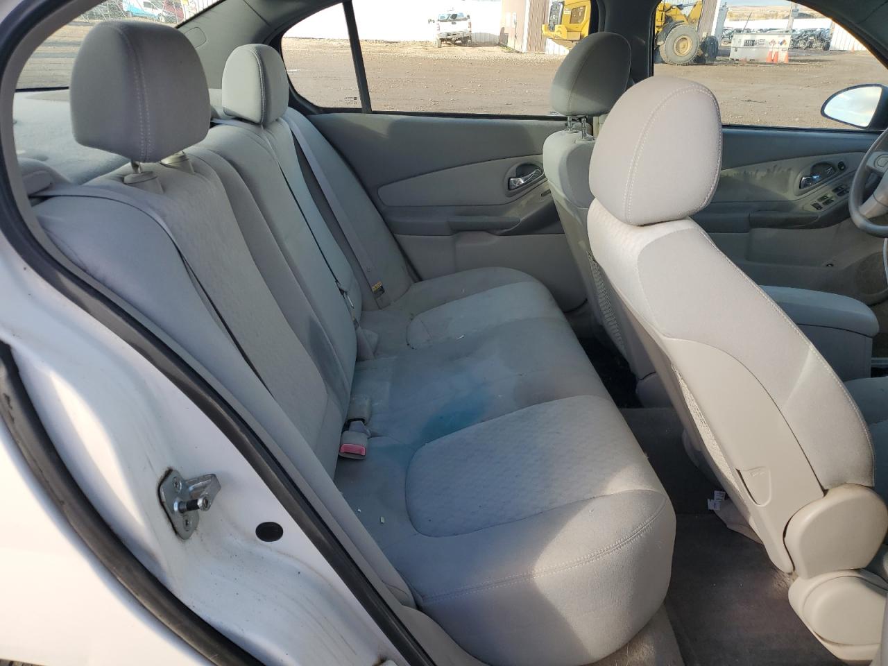 2004 Chevrolet Malibu White vin: 1G1ZS52F44F224271