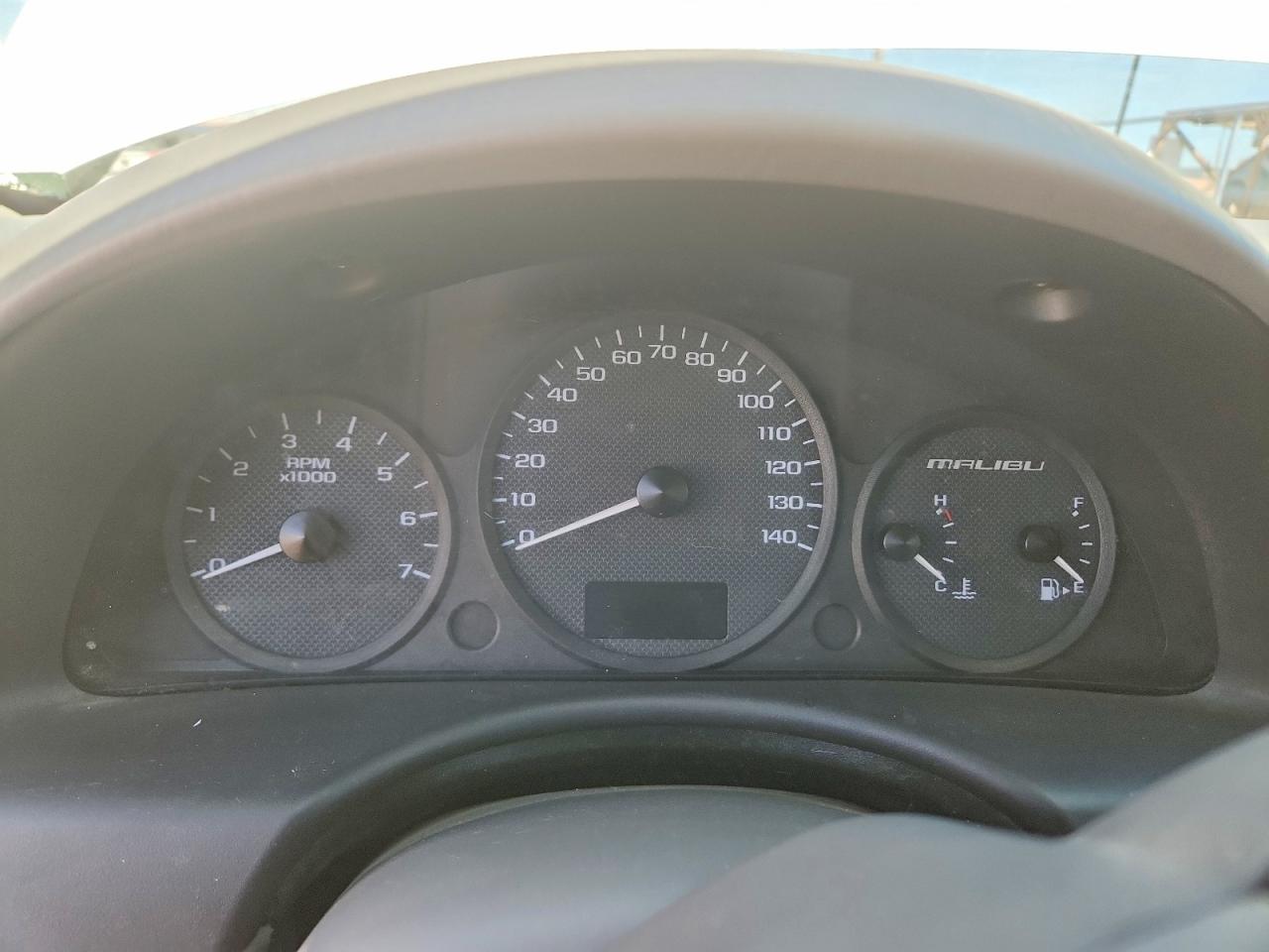 2004 Chevrolet Malibu White vin: 1G1ZS52F74F148688