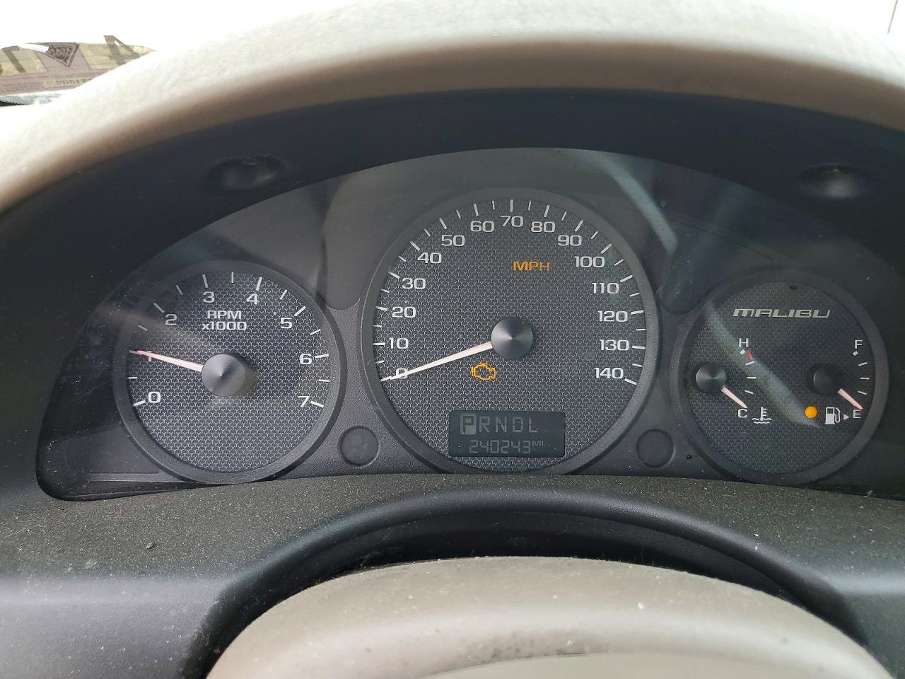 2005 Chevrolet Malibu Gold vin: 1G1ZS52F75F309557
