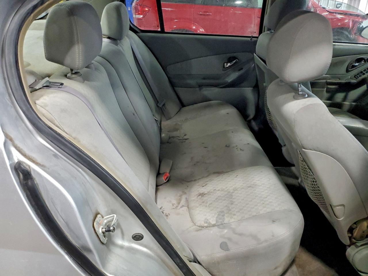 2005 Chevrolet Malibu Silver vin: 1G1ZS52F95F329292