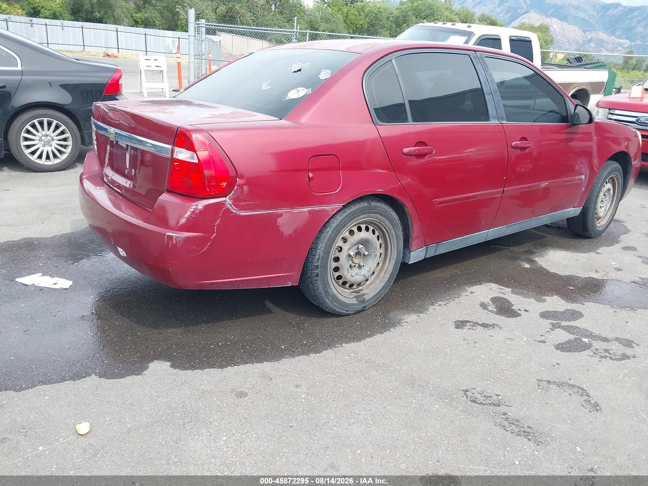 2007 Chevrolet Malibu Ls W/2fl Red vin: 1G1ZS57N67F279373