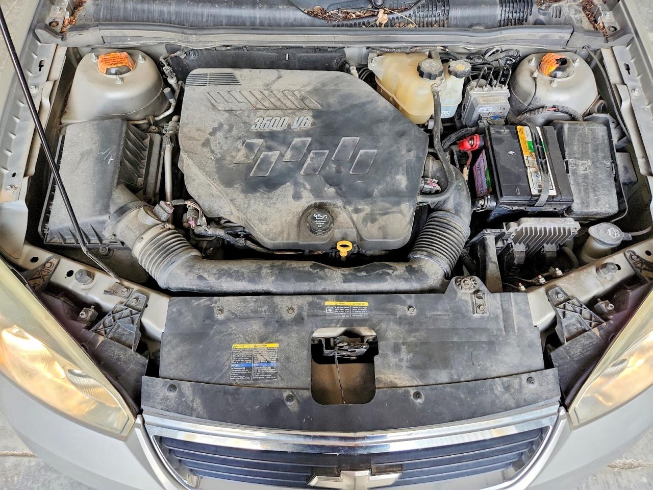 2007 Chevrolet Malibu Ls Silver vin: 1G1ZS57N67F299591