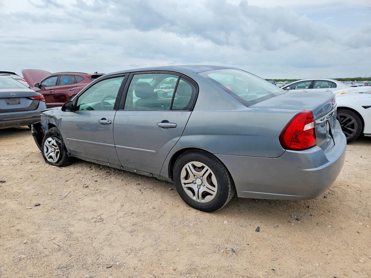 2008 Chevrolet Malibu Ls Gray vin: 1G1ZS58F08F101676