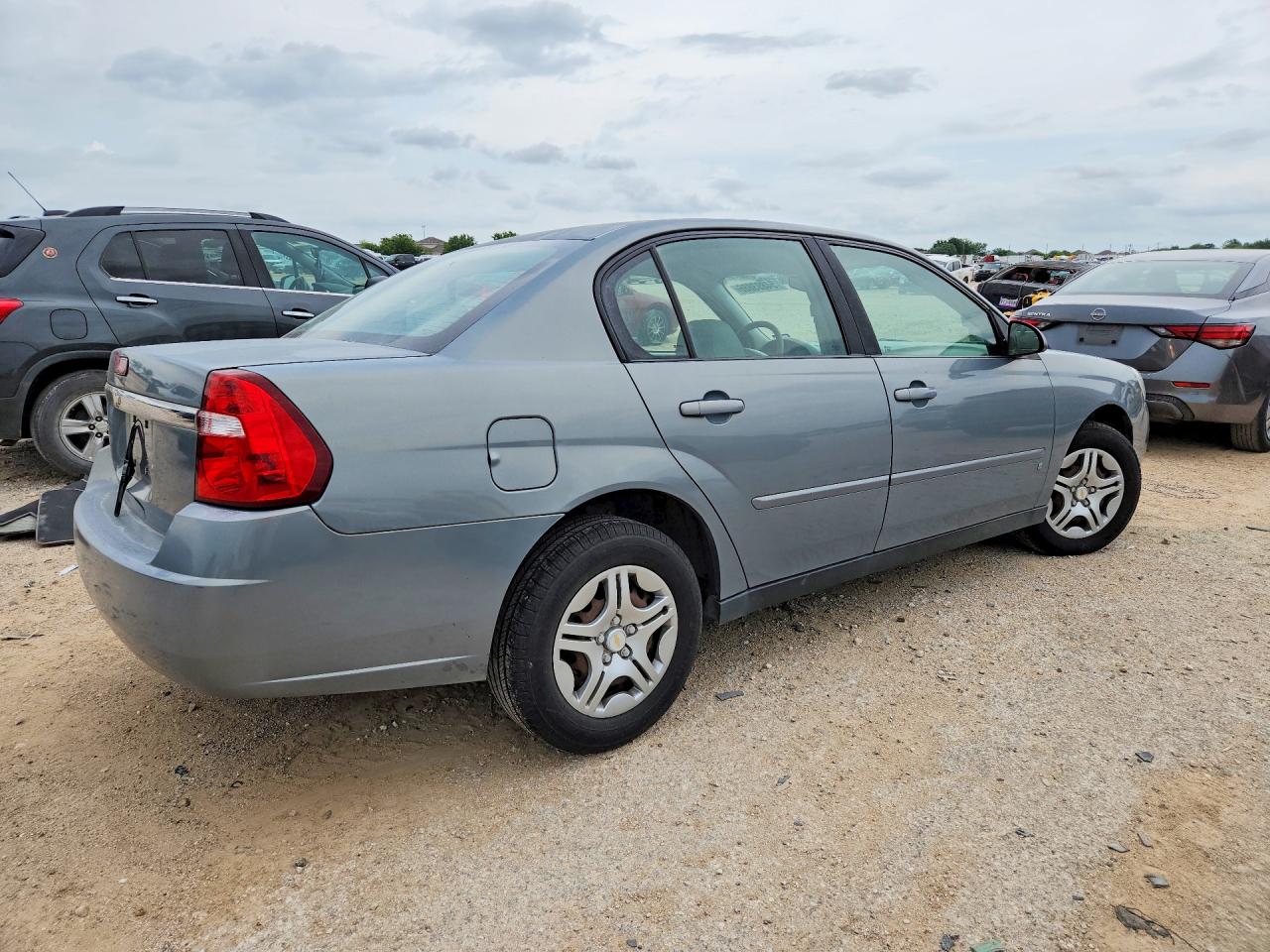 2008 Chevrolet Malibu Ls Gray vin: 1G1ZS58F08F101676