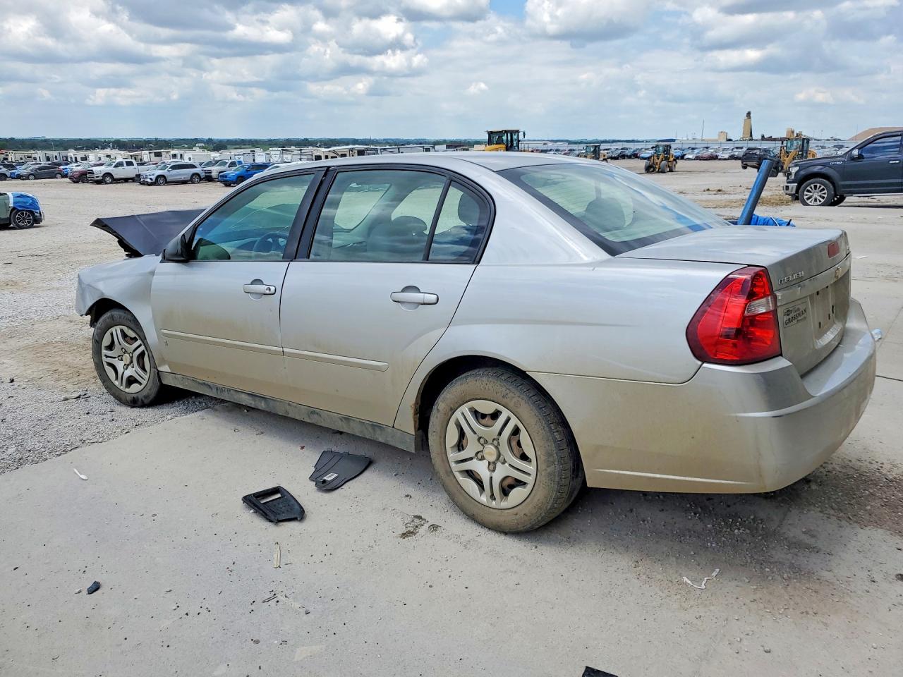 2007 Chevrolet Malibu Silver vin: 1G1ZS58F27F132983