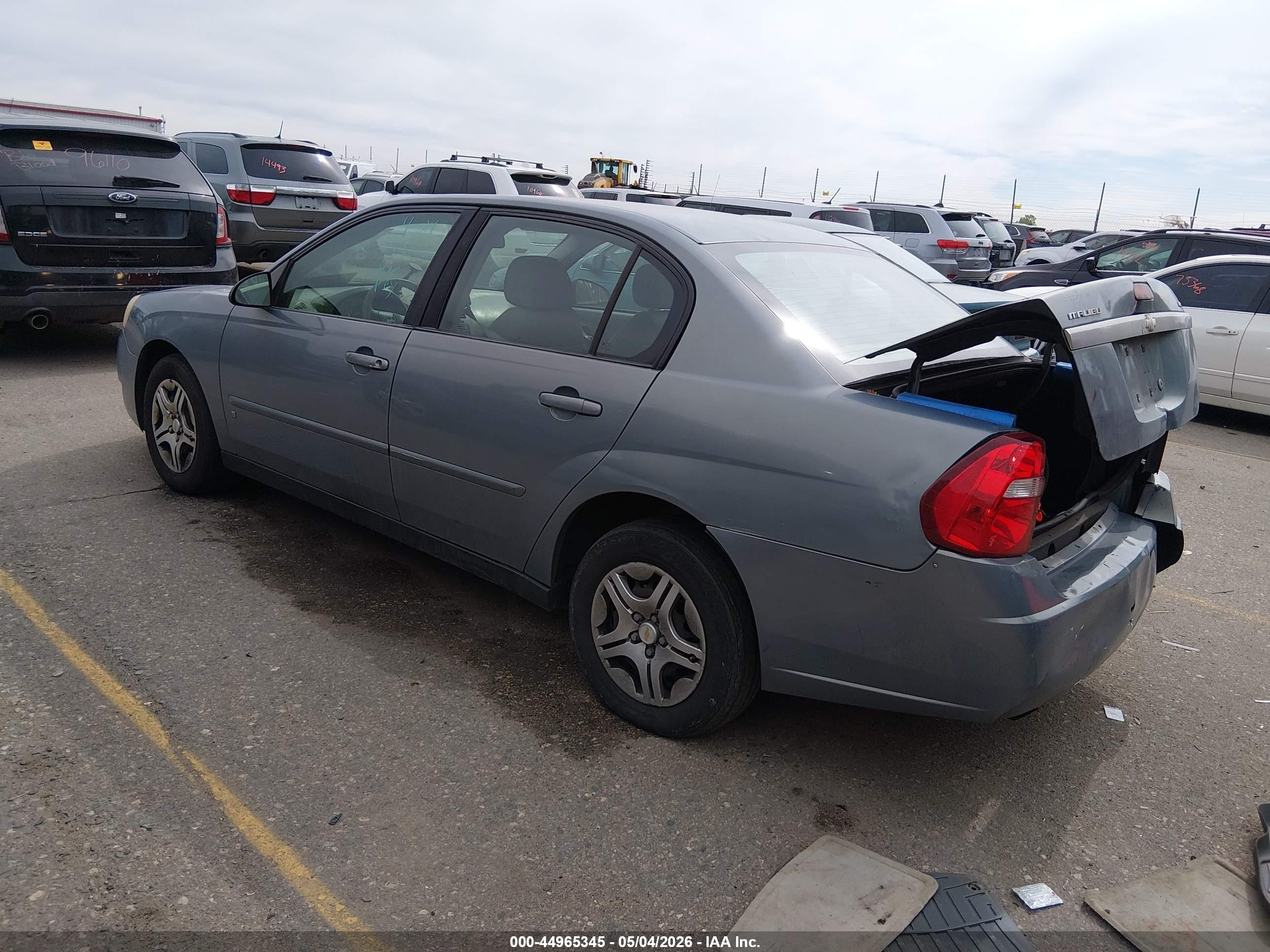2008 Chevrolet Malibu Ls Gray vin: 1G1ZS58F38F134140