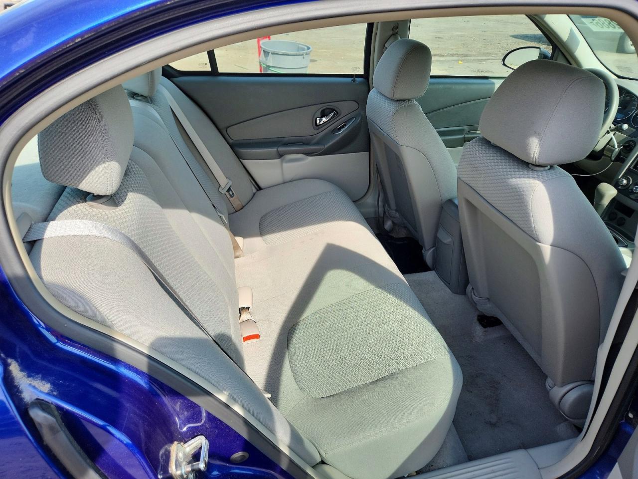 2007 Chevrolet Malibu Ls Blue vin: 1G1ZS58F57F197741