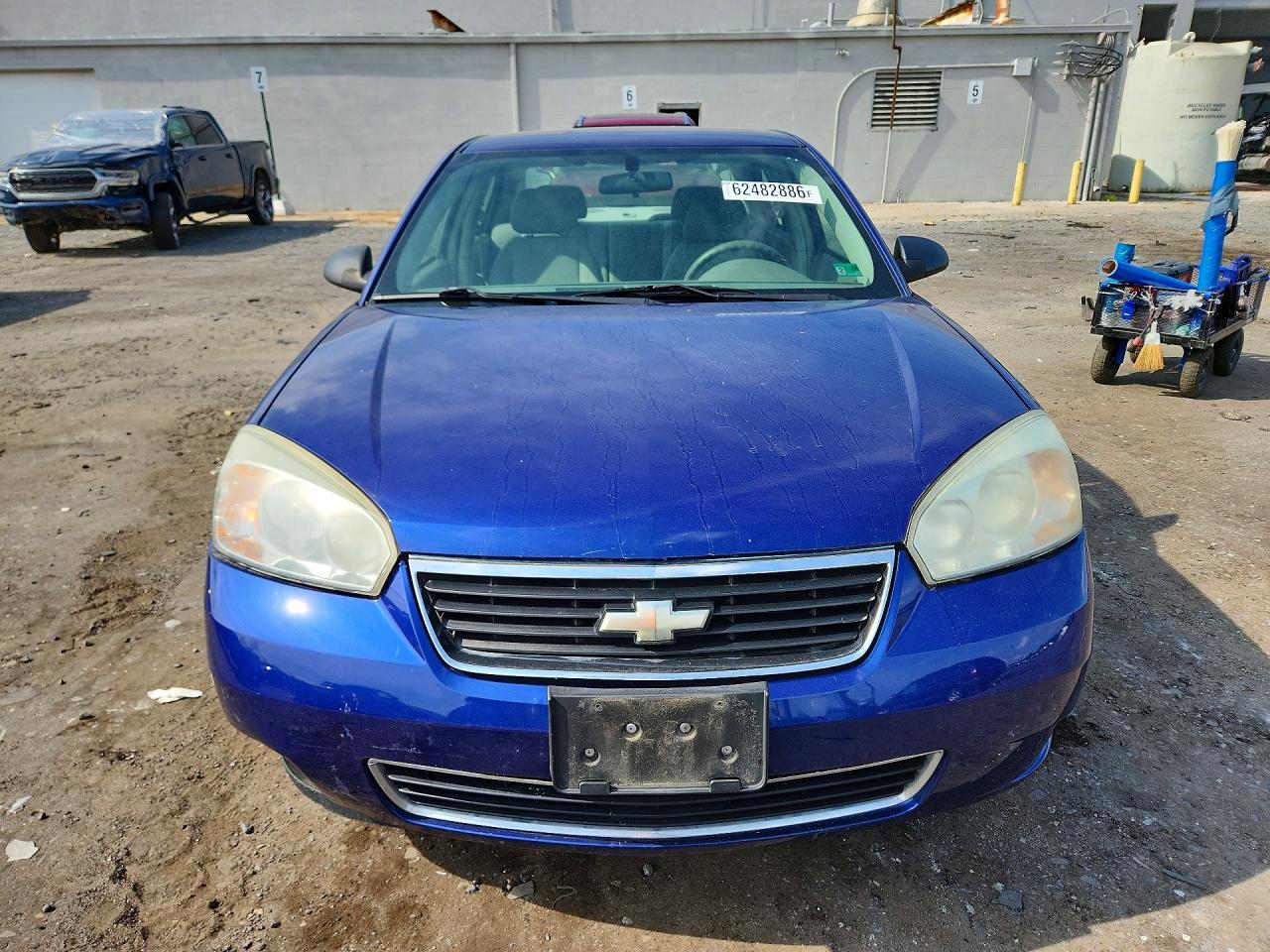 2007 Chevrolet Malibu Ls Blue vin: 1G1ZS58F57F197741