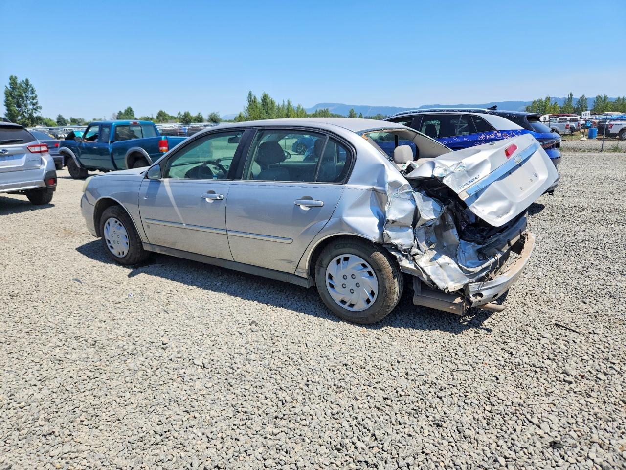 2007 Chevrolet Malibu Ls Silver vin: 1G1ZS58F57F260689