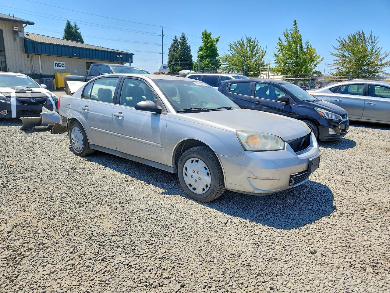 2007 Chevrolet Malibu Ls Silver vin: 1G1ZS58F57F260689