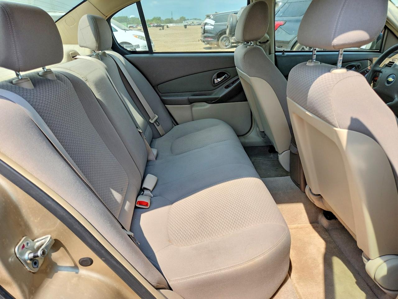 2008 Chevrolet Malibu Ls Золотой vin: 1G1ZS58F58F137864