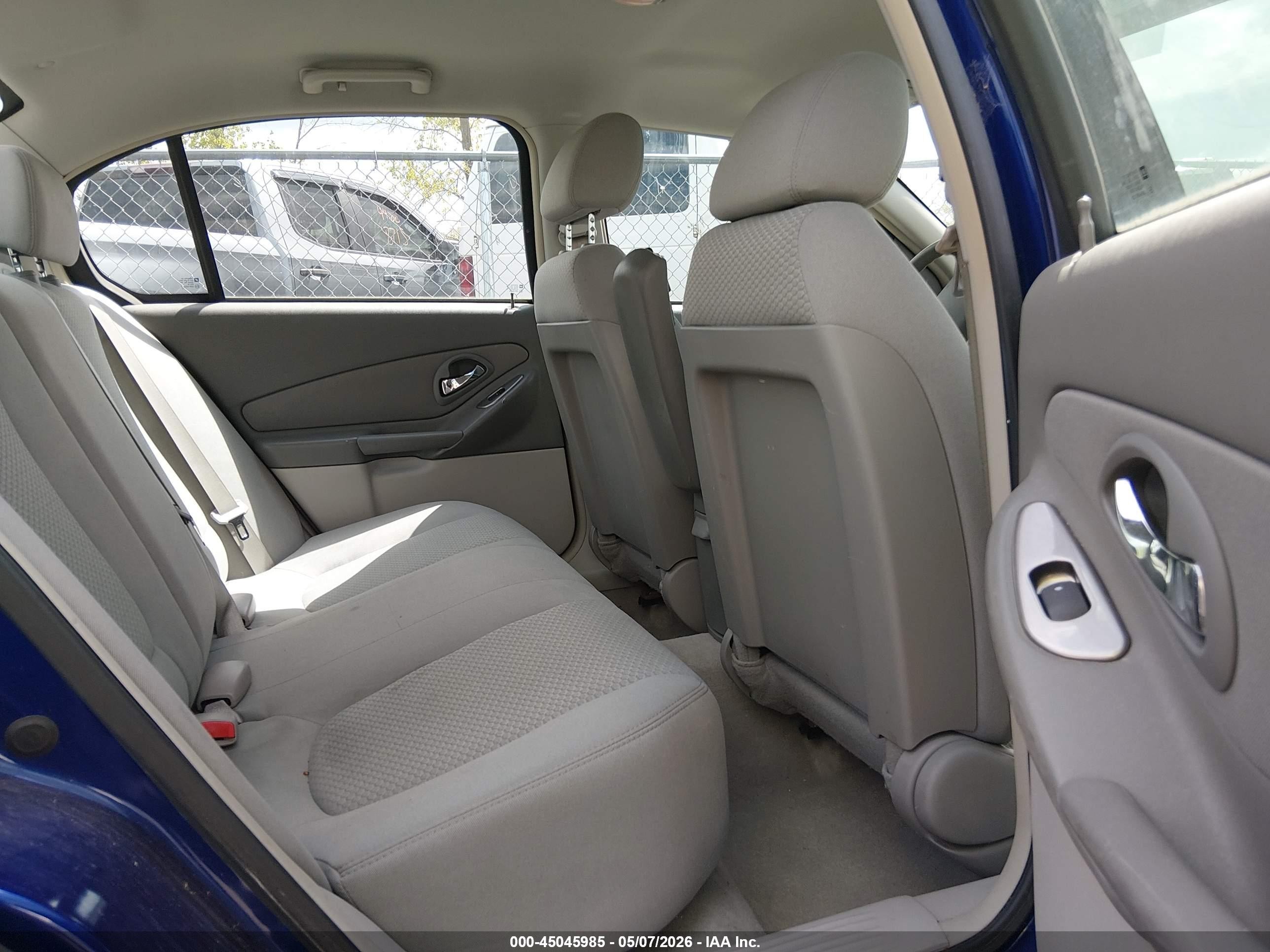 2007 Chevrolet Malibu Ls Blue vin: 1G1ZS58F67F124605