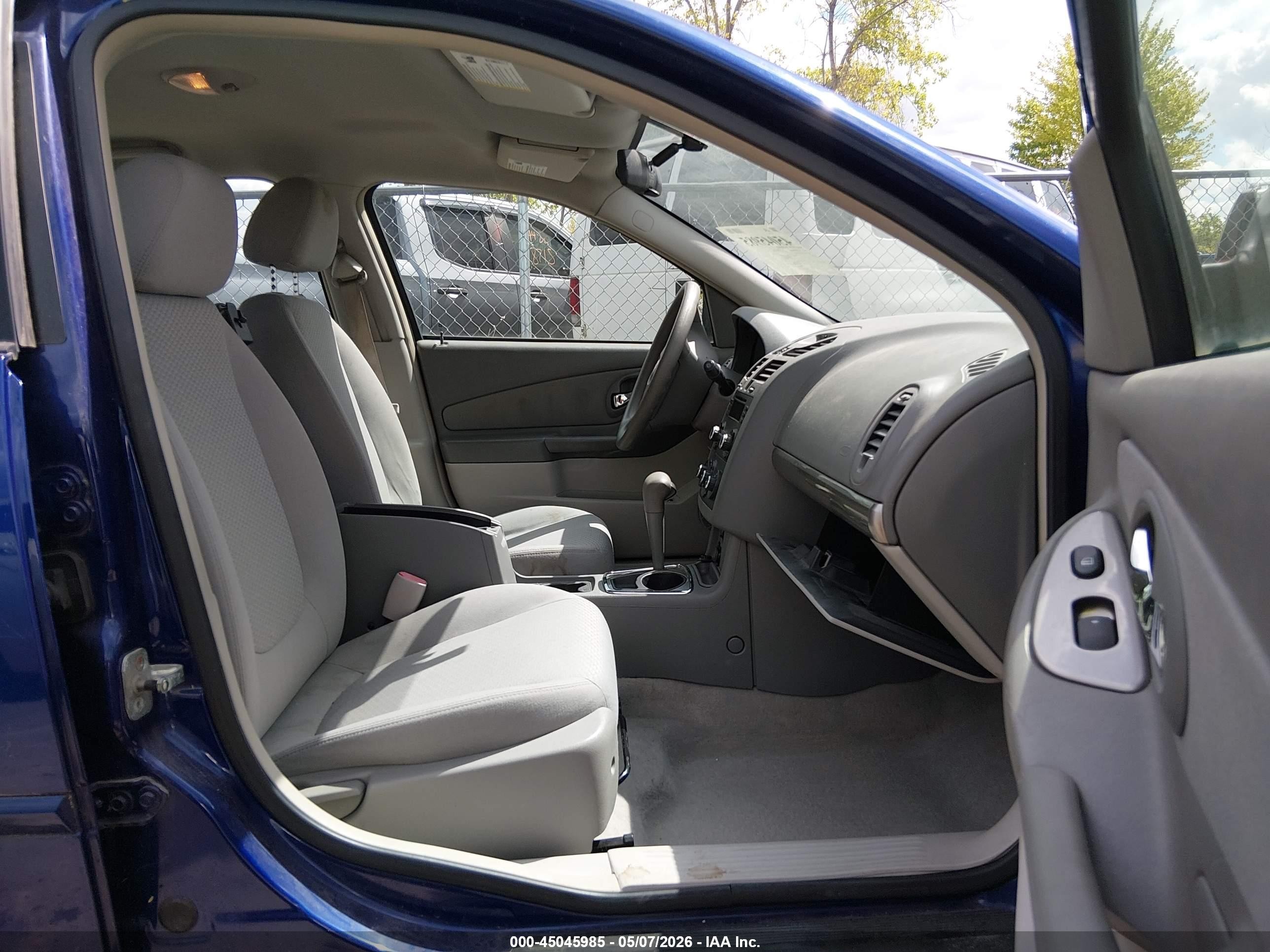 2007 Chevrolet Malibu Ls Blue vin: 1G1ZS58F67F124605