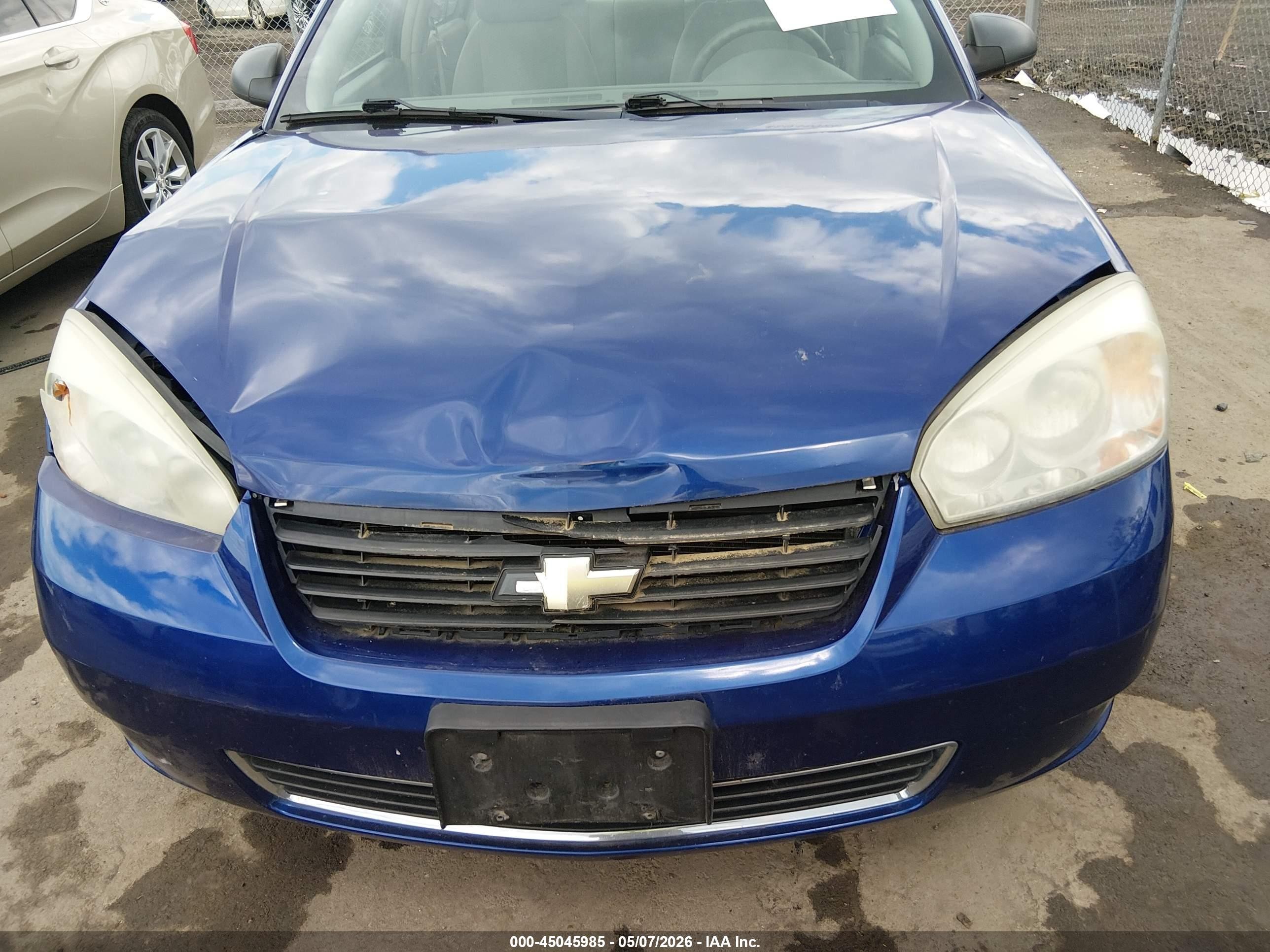 2007 Chevrolet Malibu Ls Blue vin: 1G1ZS58F67F124605