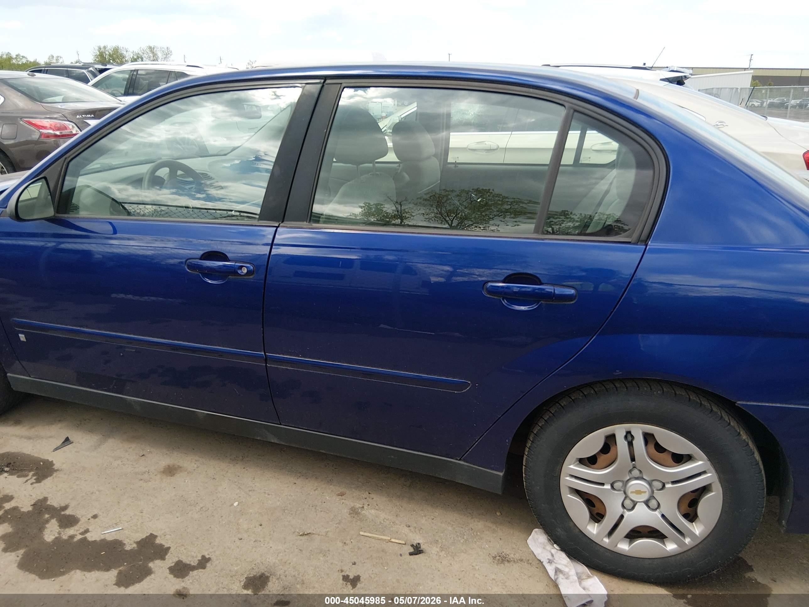 2007 Chevrolet Malibu Ls Blue vin: 1G1ZS58F67F124605