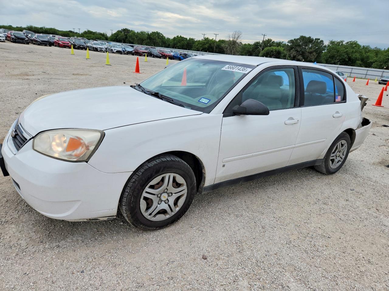 2007 Chevrolet Malibu Ls White vin: 1G1ZS58F87F291421
