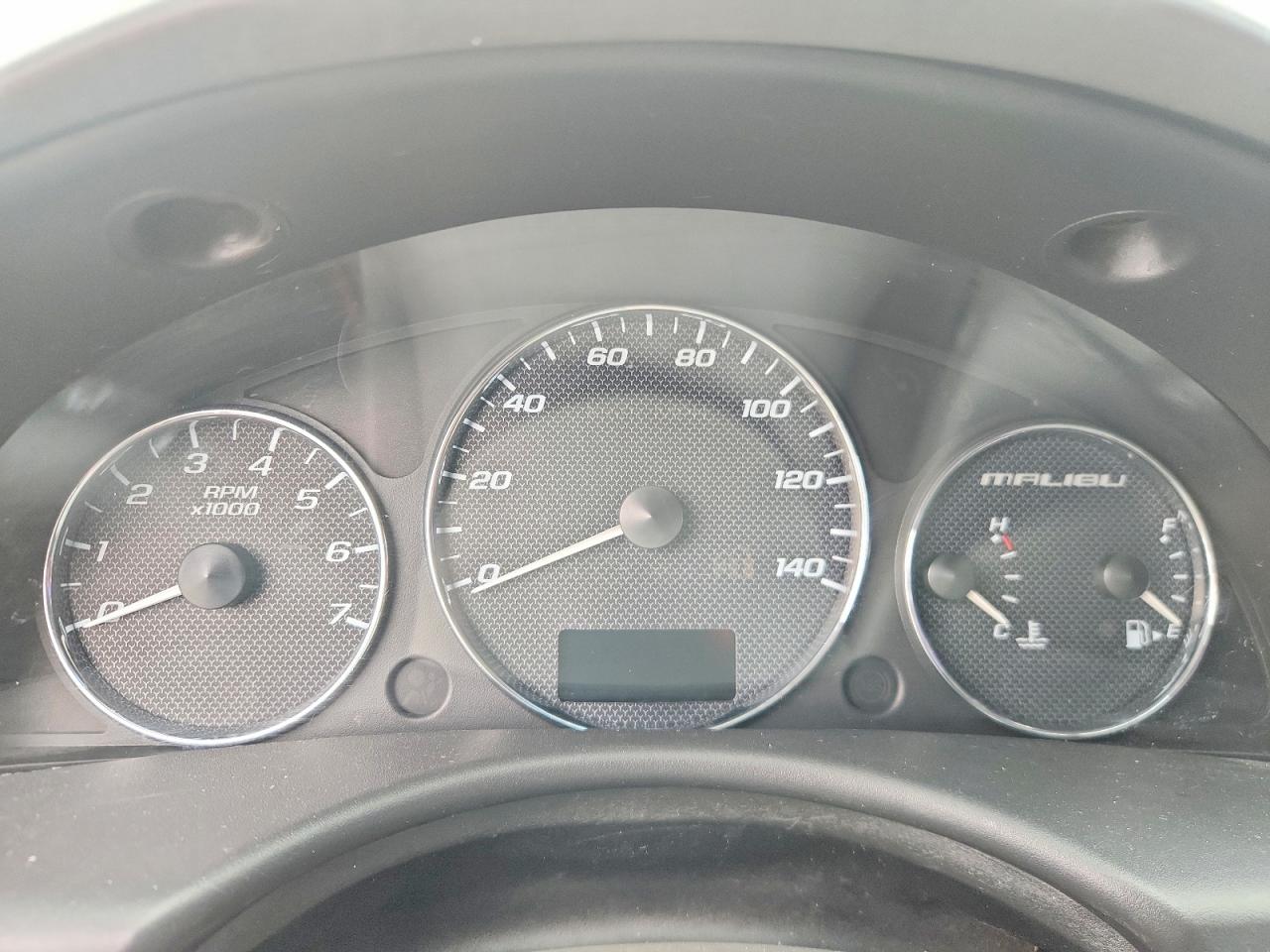 2008 Chevrolet Malibu Ls White vin: 1G1ZS58F88F142055