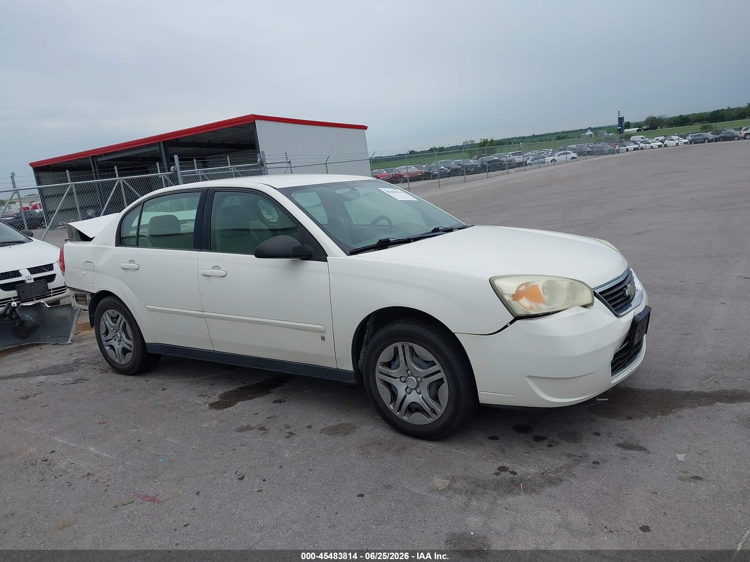 2007 Chevrolet Malibu Ls W/2fl White vin: 1G1ZS58N37F270175