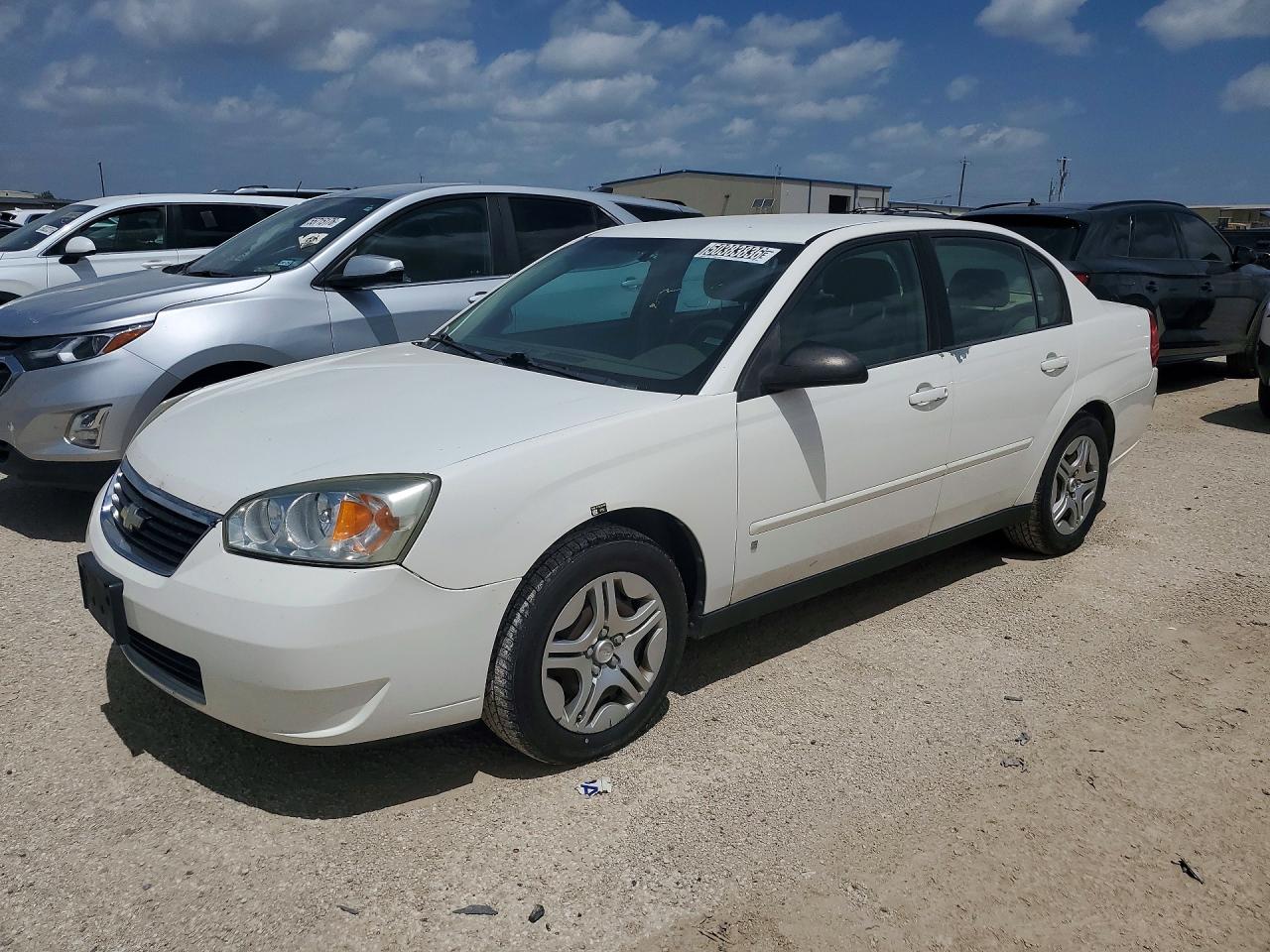 2007 Chevrolet Malibu Ls White vin: 1G1ZS58N37F292144
