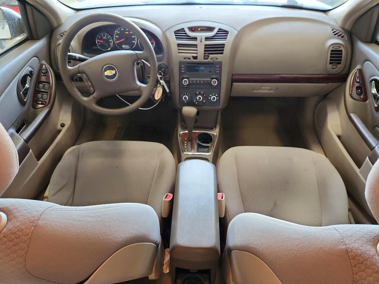 2007 Chevrolet Malibu Ls White vin: 1G1ZS58N37F292144