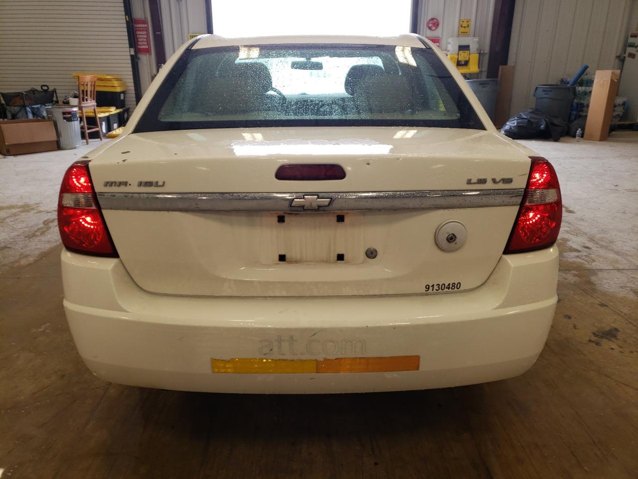 2007 Chevrolet Malibu Ls White vin: 1G1ZS58N37F292144 Damage: Deck Lid, Multiple Scratches Heavy, 4