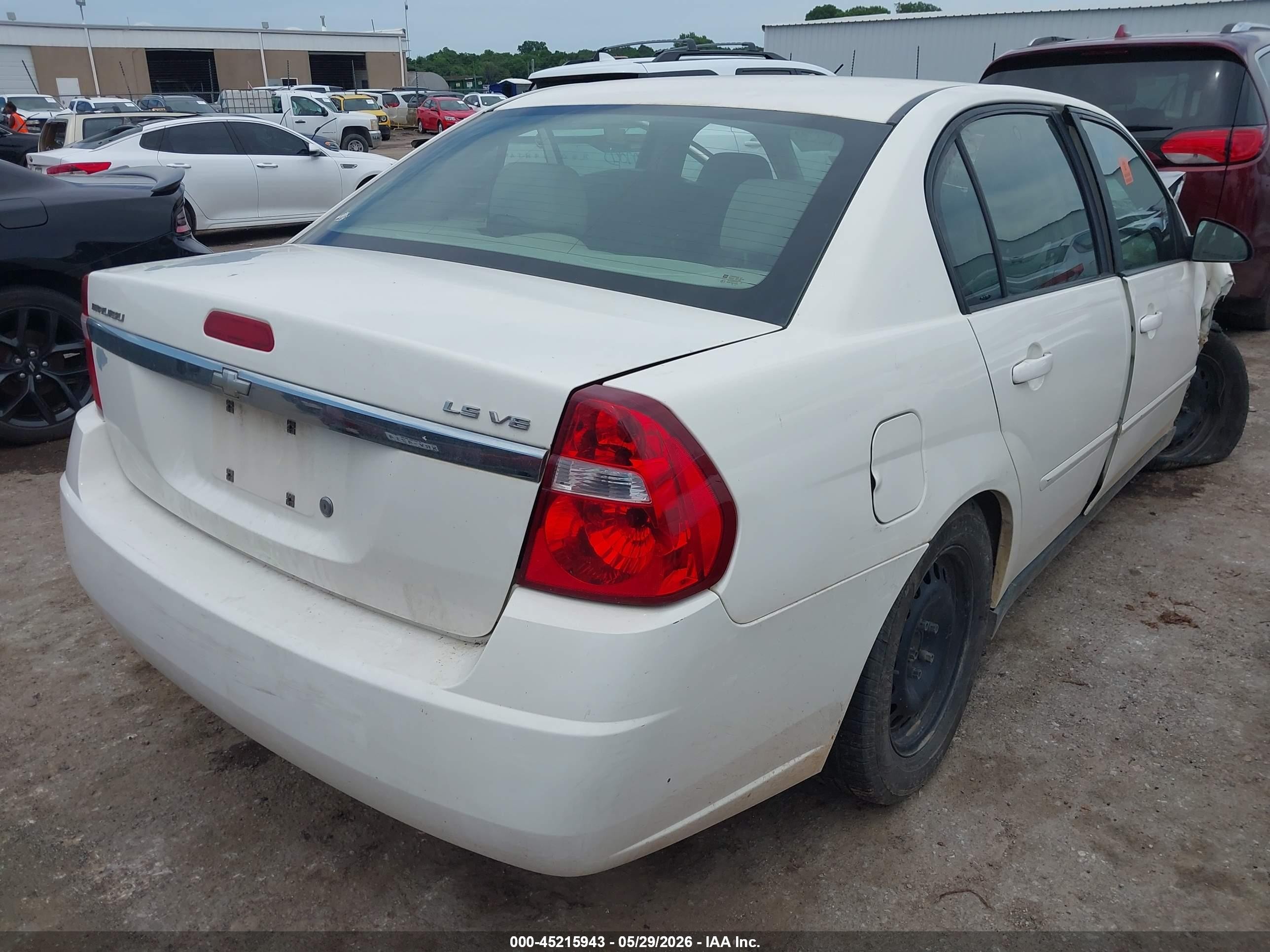 2007 Chevrolet Malibu Ls White vin: 1G1ZS58NX7F204237