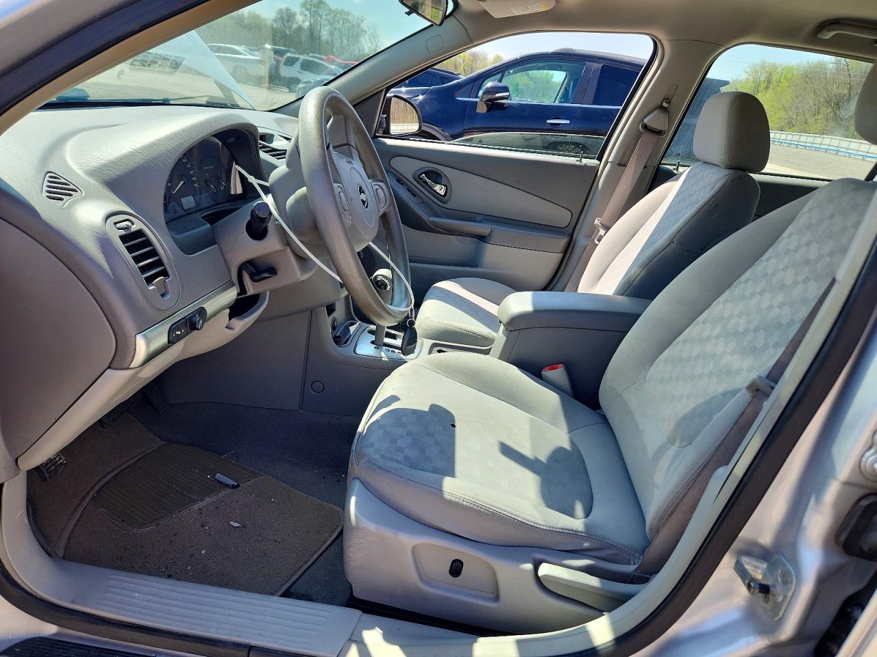 2005 Chevrolet Malibu Ls Silver vin: 1G1ZT52815F257910