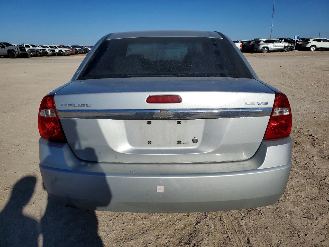 2004 Chevrolet Malibu Ls Silver vin: 1G1ZT52874F130321