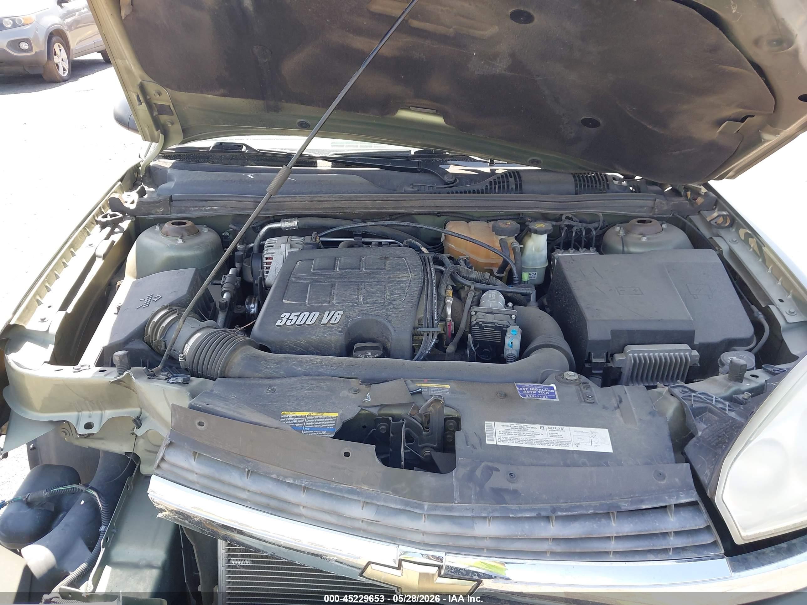 2005 Chevrolet Malibu Ls Желто-коричневый vin: 1G1ZT52885F237475