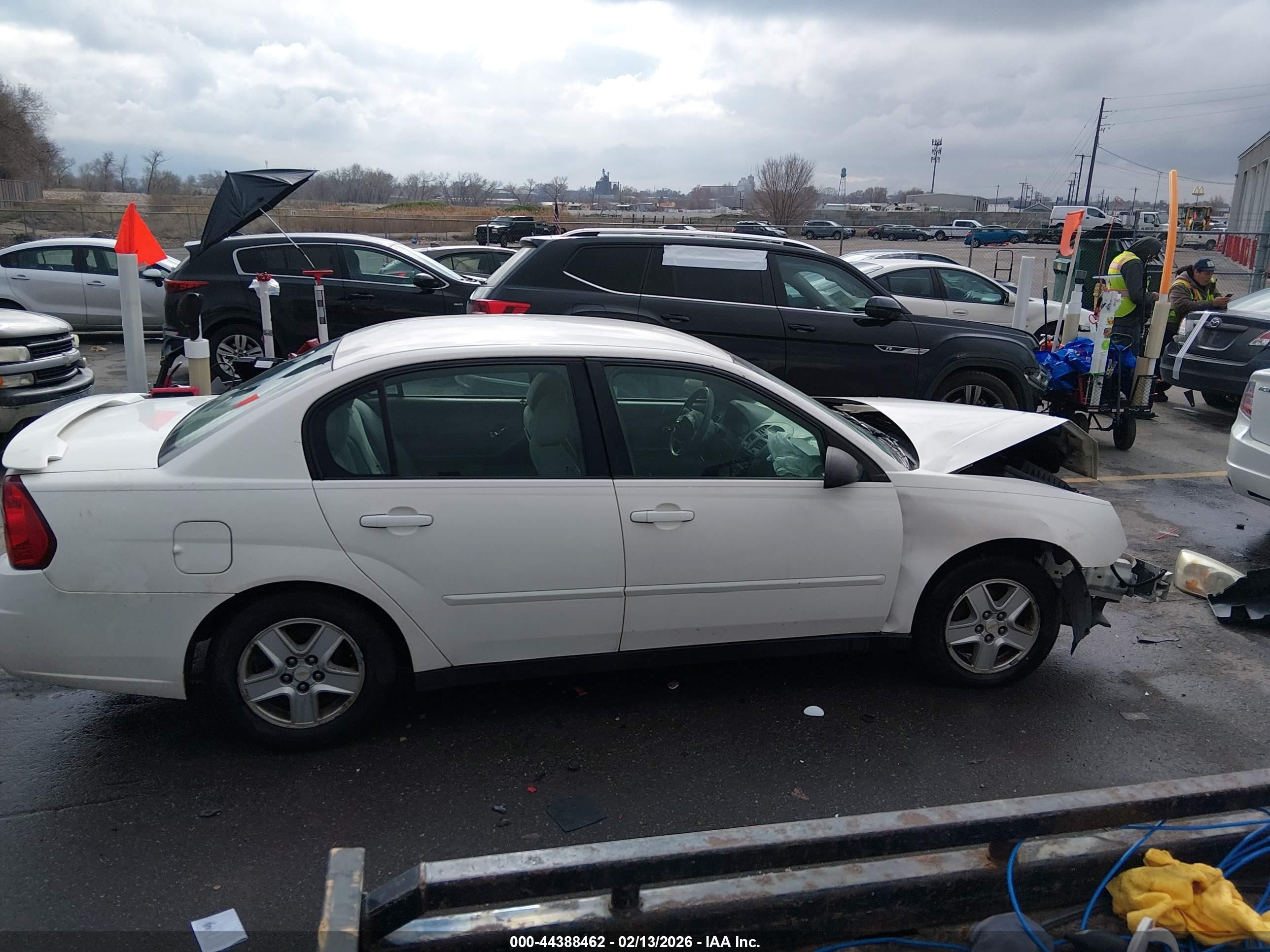 2005 Chevrolet Malibu Ls White vin: 1G1ZT52895F114235
