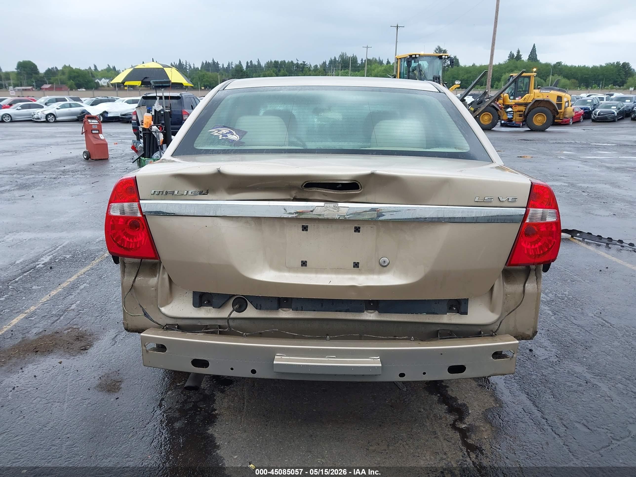 2004 Chevrolet Malibu Ls Gold vin: 1G1ZT54804F147586