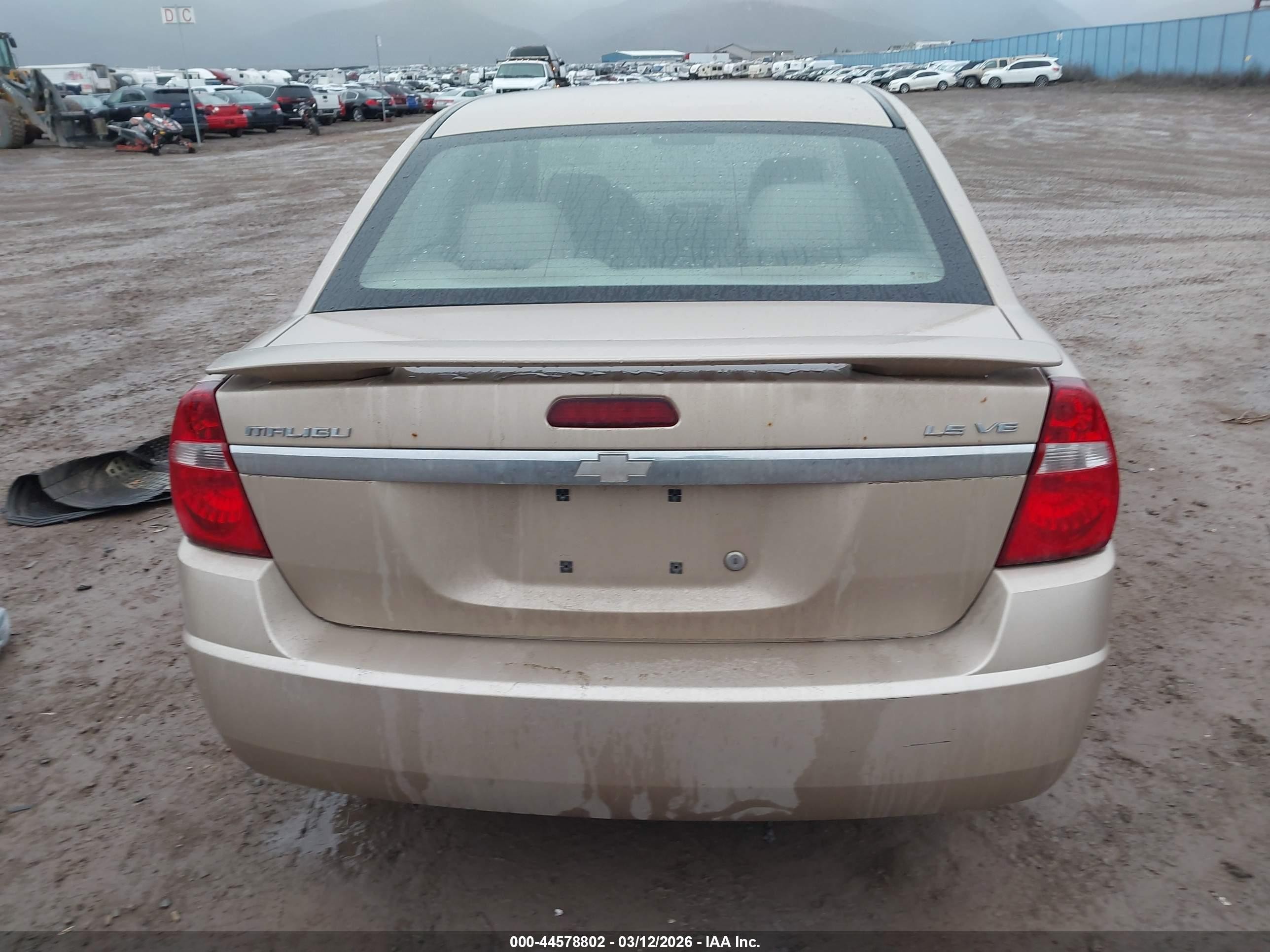 2005 Chevrolet Malibu Ls Gold vin: 1G1ZT54845F158754