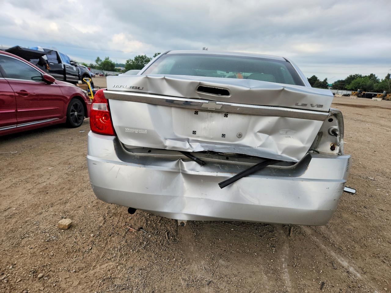 2004 Chevrolet Malibu Ls Серебряный vin: 1G1ZT54864F152291