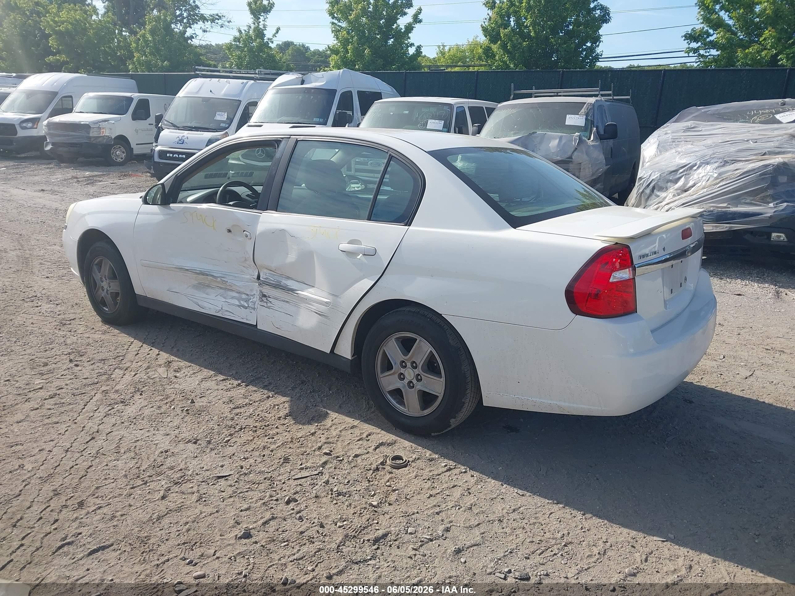 2005 Chevrolet Malibu Ls White vin: 1G1ZT54885F241653
