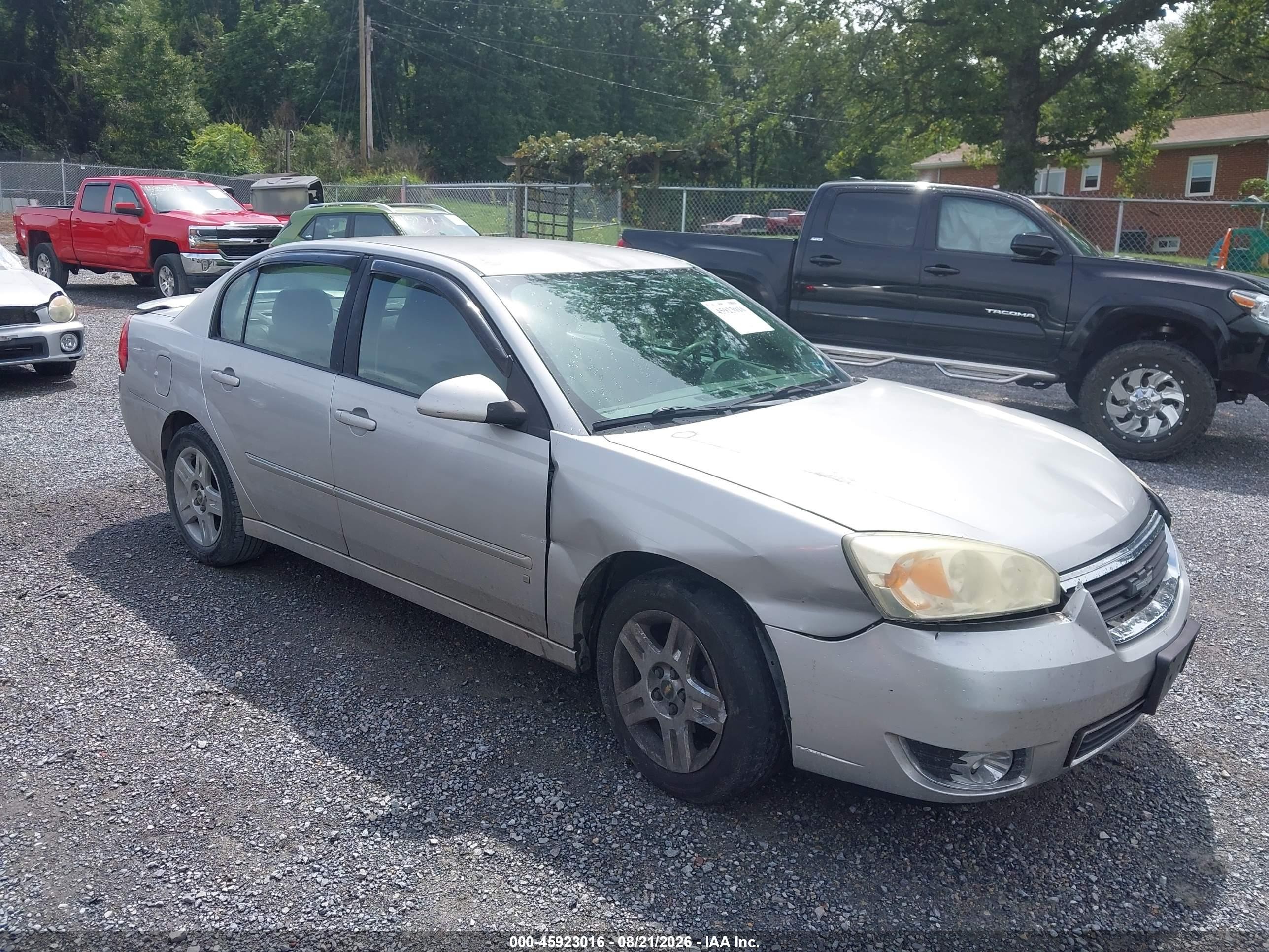 2007 Chevrolet Malibu Lt W/1lt Серебряный vin: 1G1ZT58F67F142146