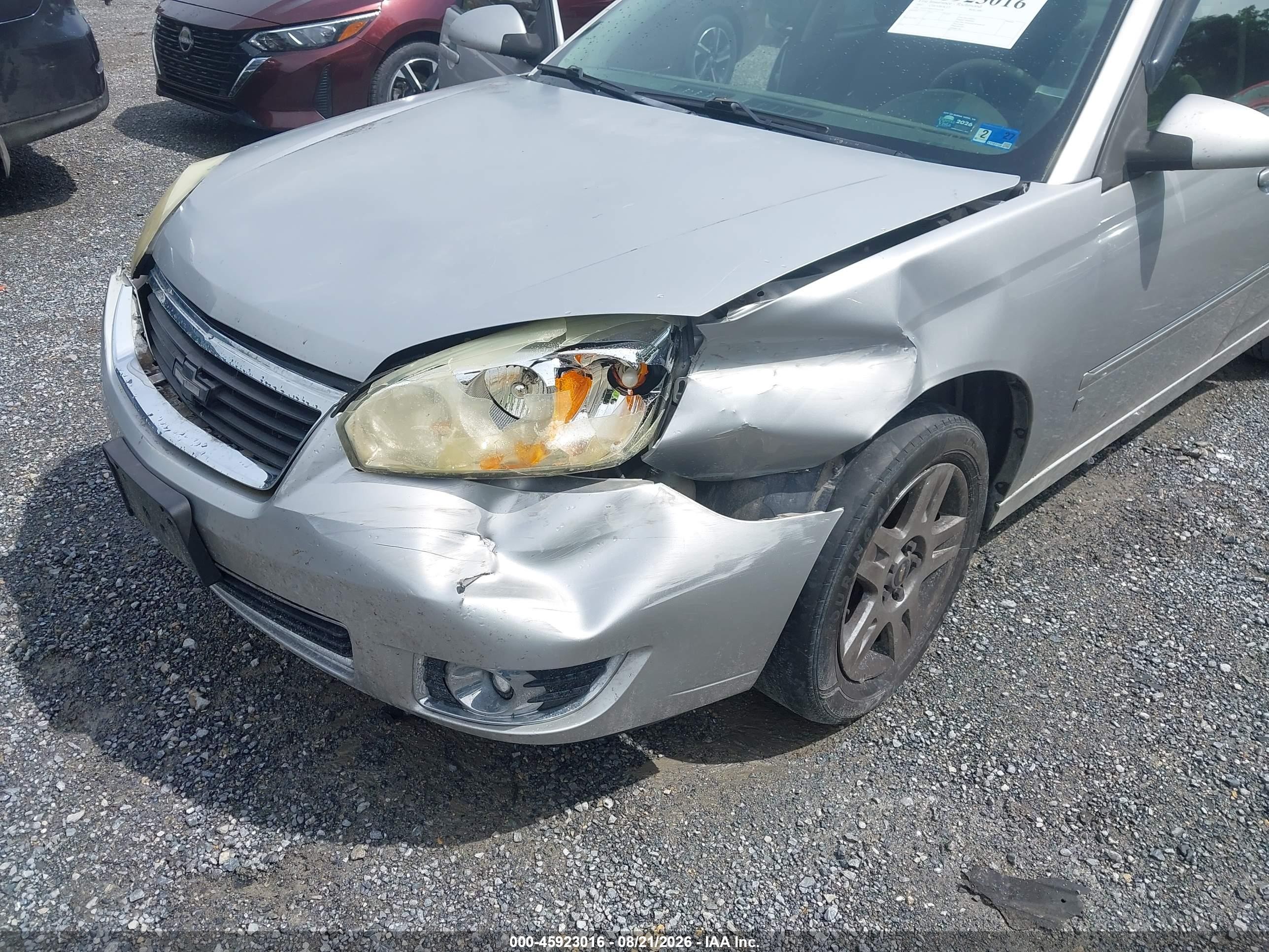 2007 Chevrolet Malibu Lt W/1lt Серебряный vin: 1G1ZT58F67F142146
