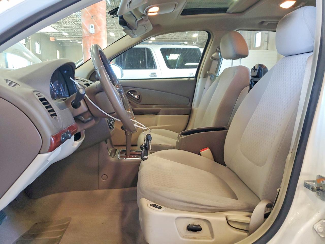 2007 Chevrolet Malibu Lt White vin: 1G1ZT58N47F158031