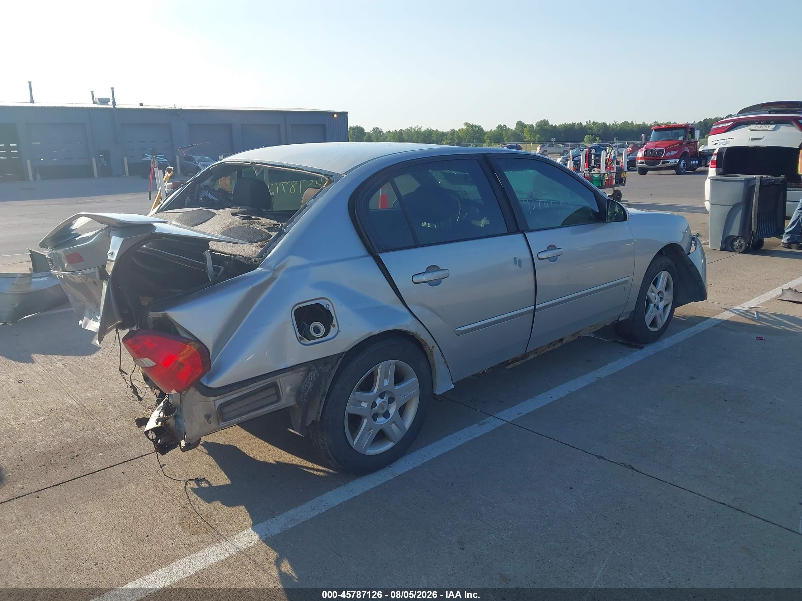 2007 Chevrolet Malibu Lt W/2lt Серебряный vin: 1G1ZT58N77F159058