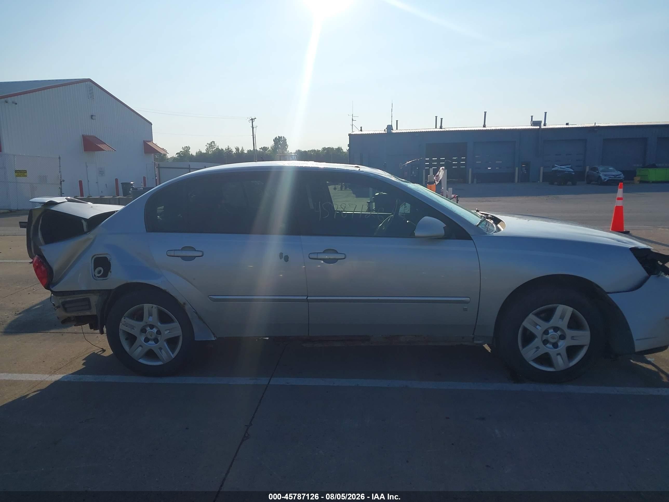2007 Chevrolet Malibu Lt W/2lt Серебряный vin: 1G1ZT58N77F159058