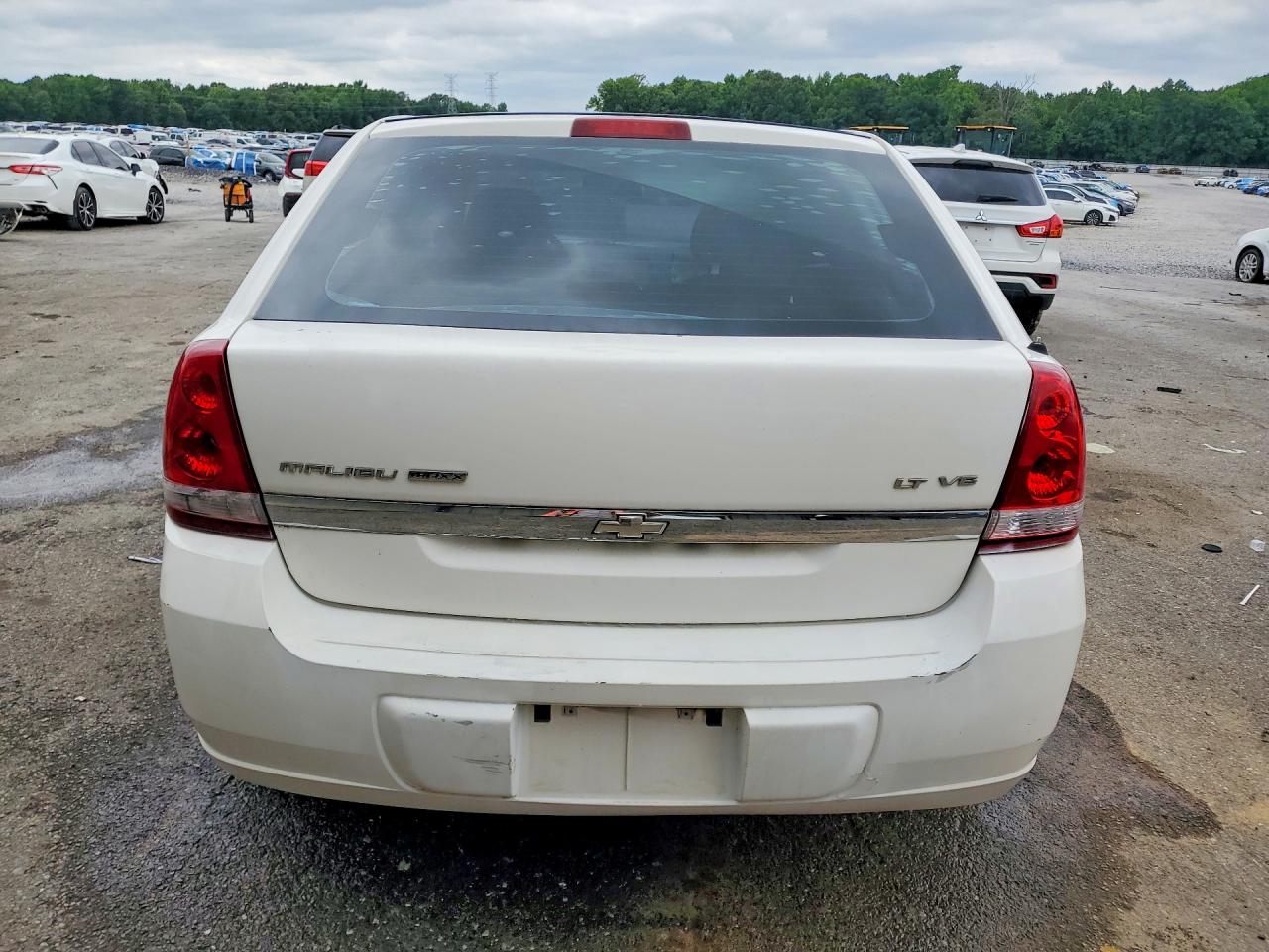 2006 Chevrolet Malibu Maxx Lt White vin: 1G1ZT61886F241907