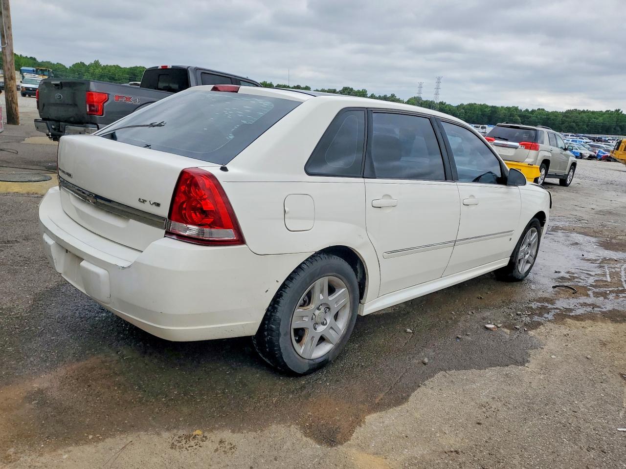 2006 Chevrolet Malibu Maxx Lt White vin: 1G1ZT61886F241907