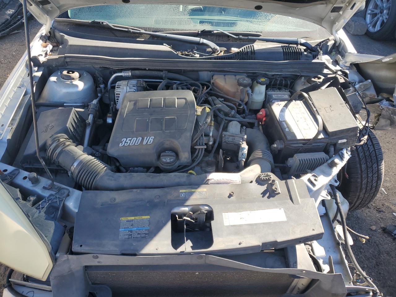 2005 Chev Malibu Silver vin: 1G1ZT62815F273577