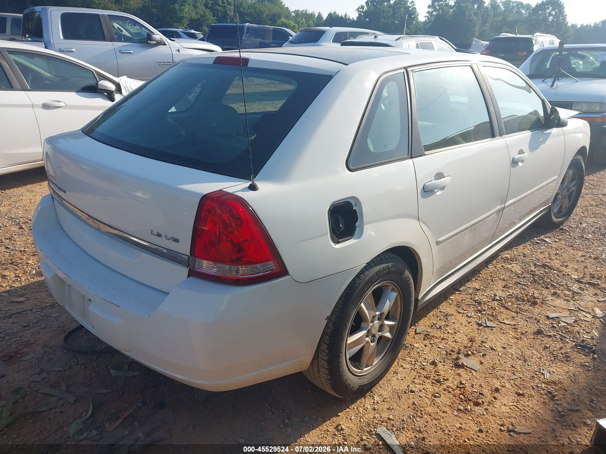 2005 Chevrolet Malibu Maxx Ls White vin: 1G1ZT64875F146992