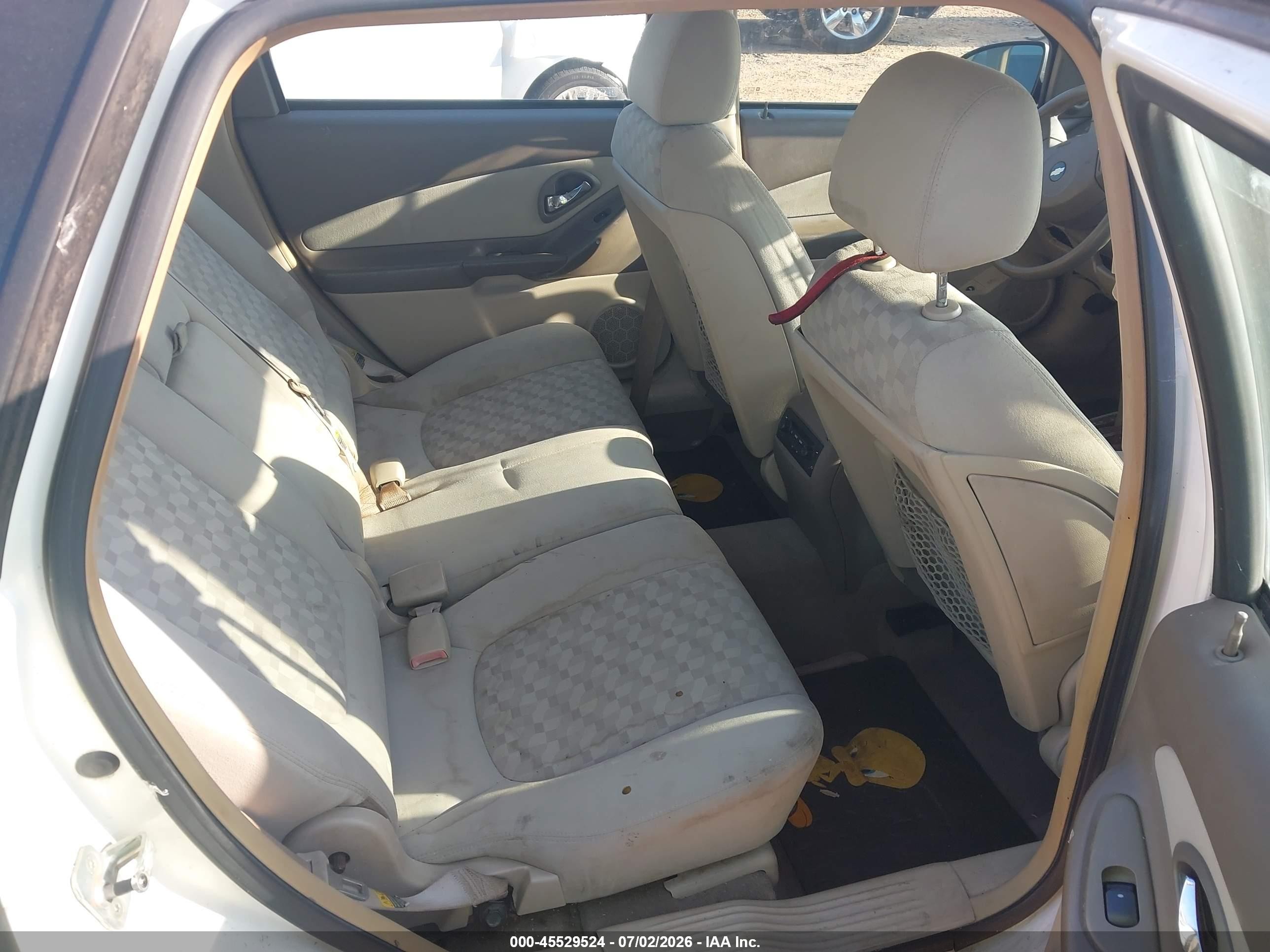 2005 Chevrolet Malibu Maxx Ls White vin: 1G1ZT64875F146992